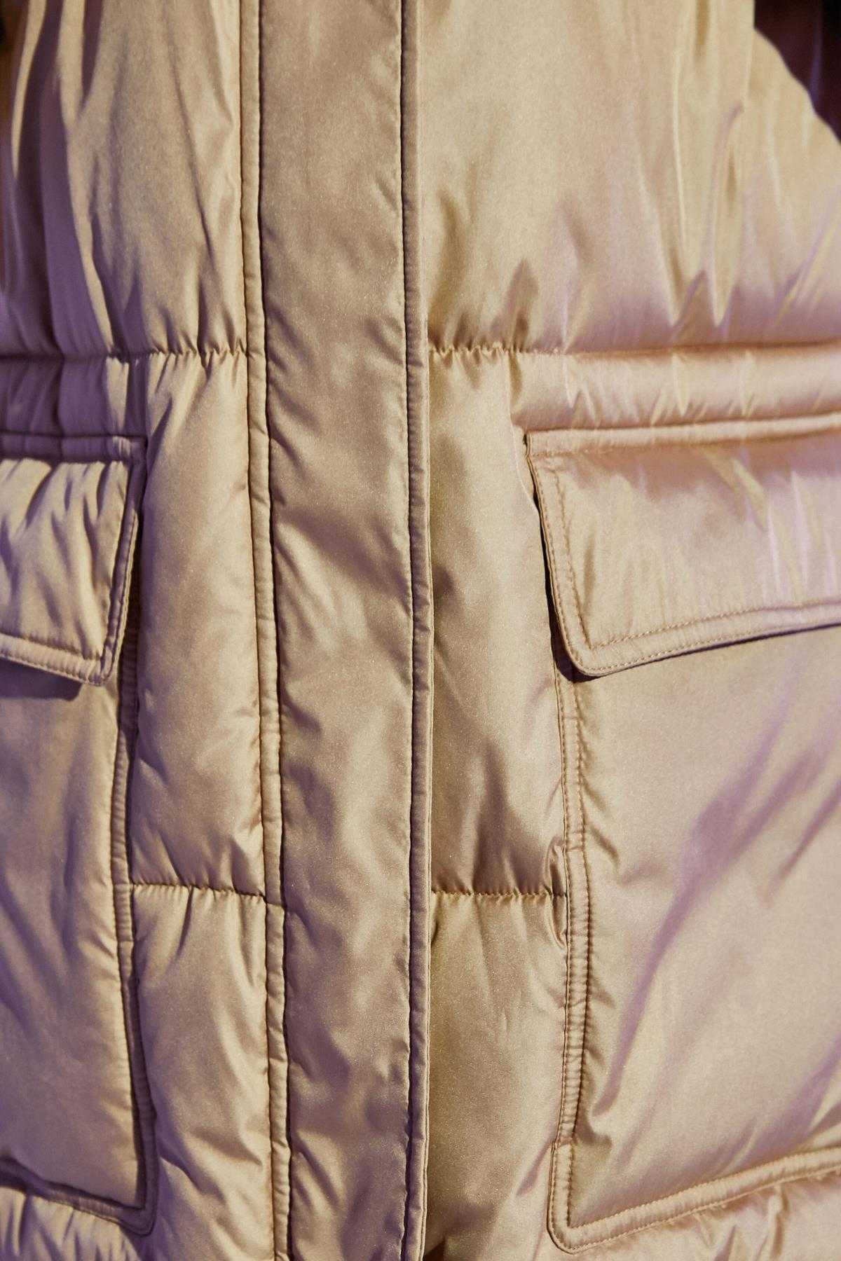 ژاکت پفی کلاهدار با جیب