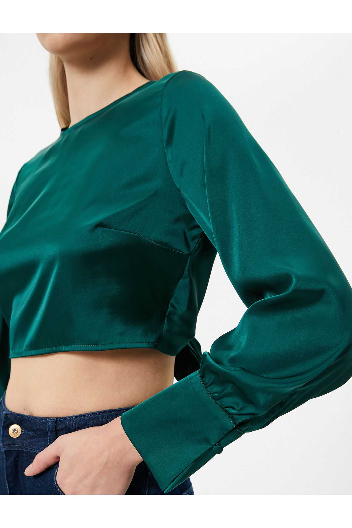 ملیس آغازات