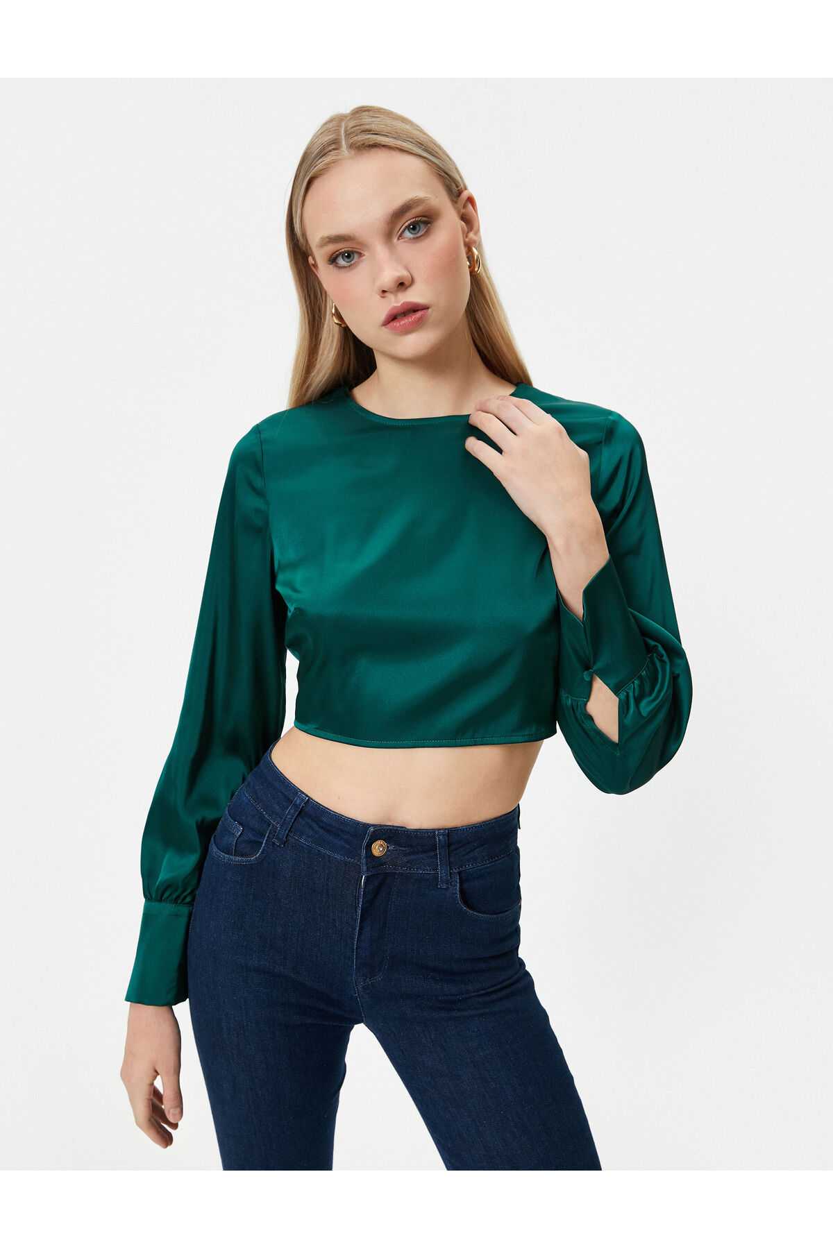 ملیس آغازات