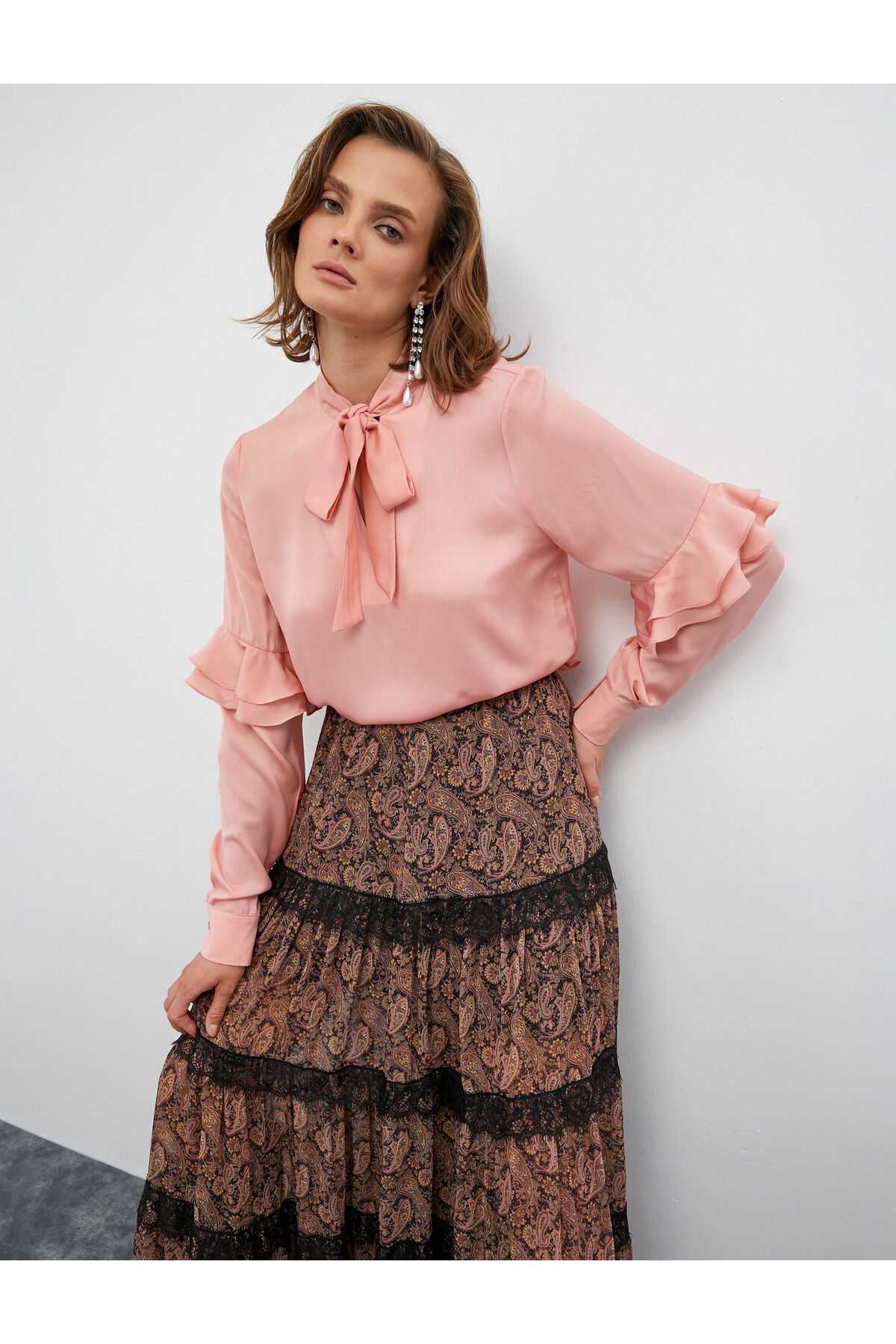 ملیس آغازات