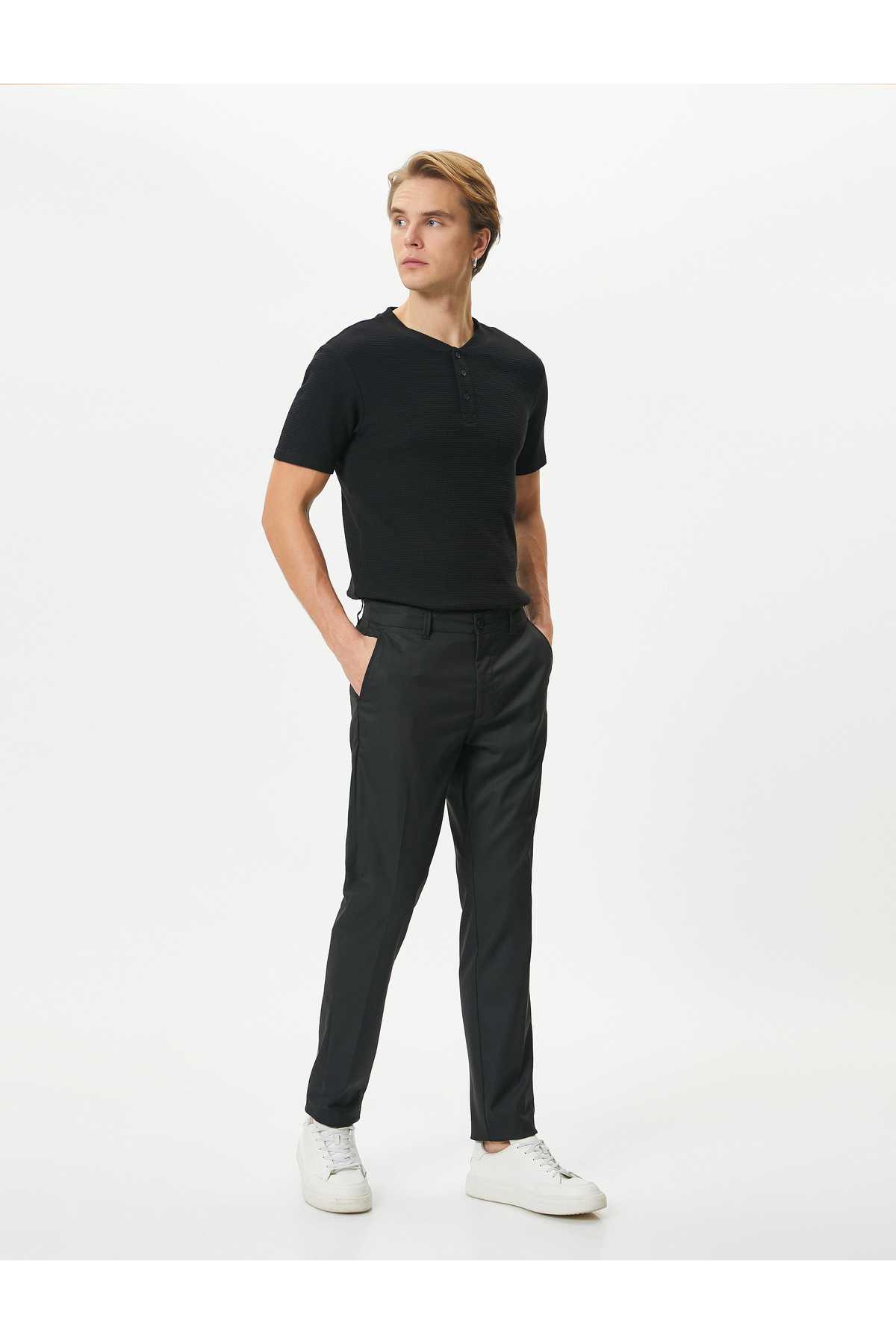 تیشرت پایه یقه گرد-آستین کوتاه نخی بافت دار