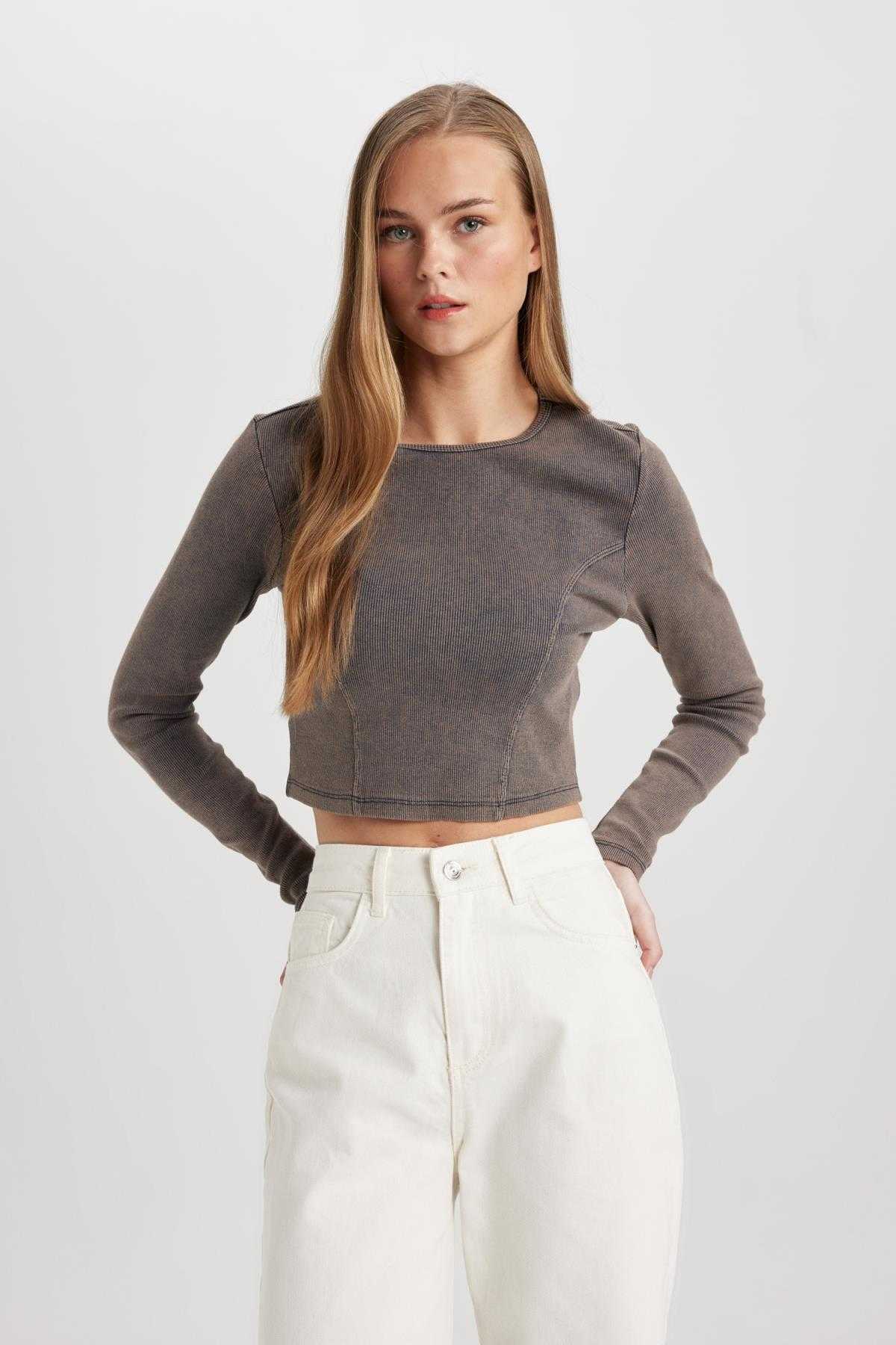 تیشرت آستین بلند یقه خدمه