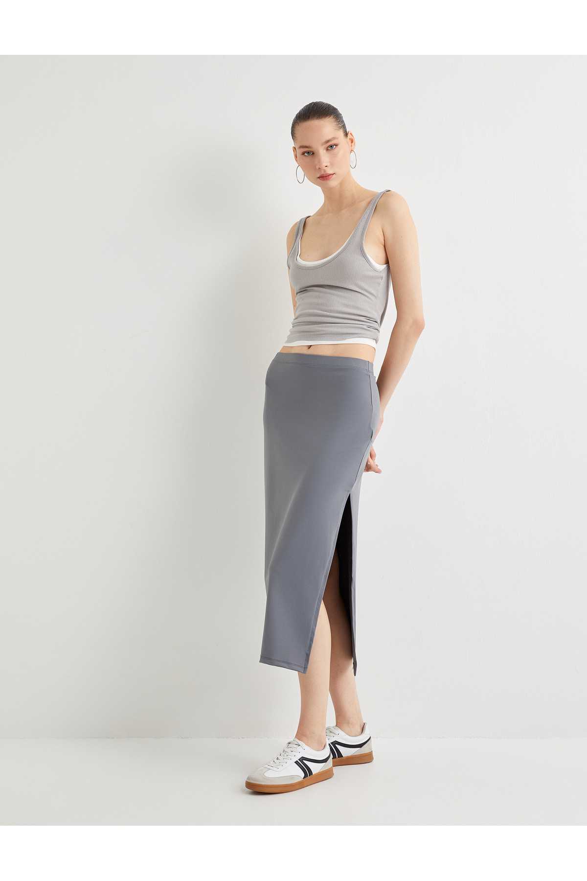 دامن مداد میدی با جزئیات کمر استاندارد