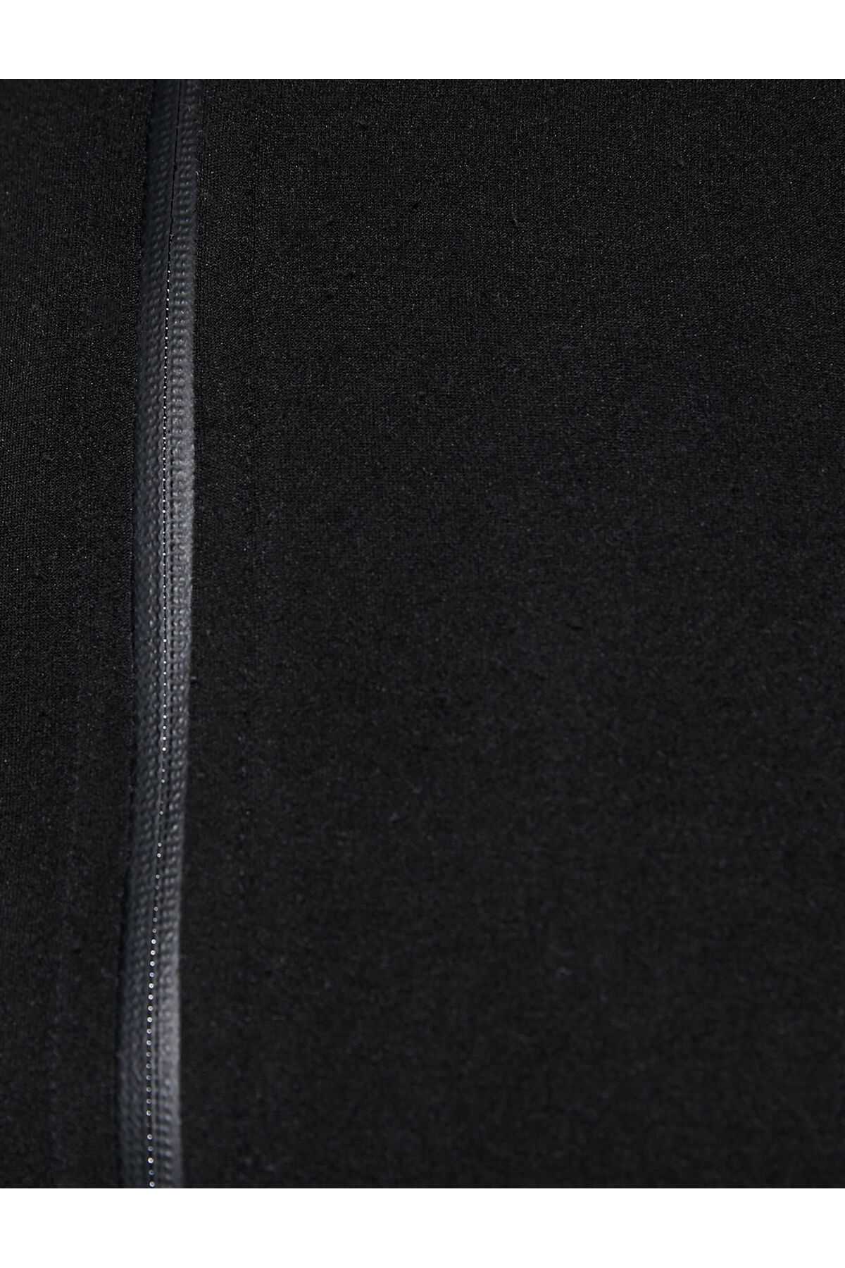 ژاکت پشمی با یقه پایه جیبی زیپی