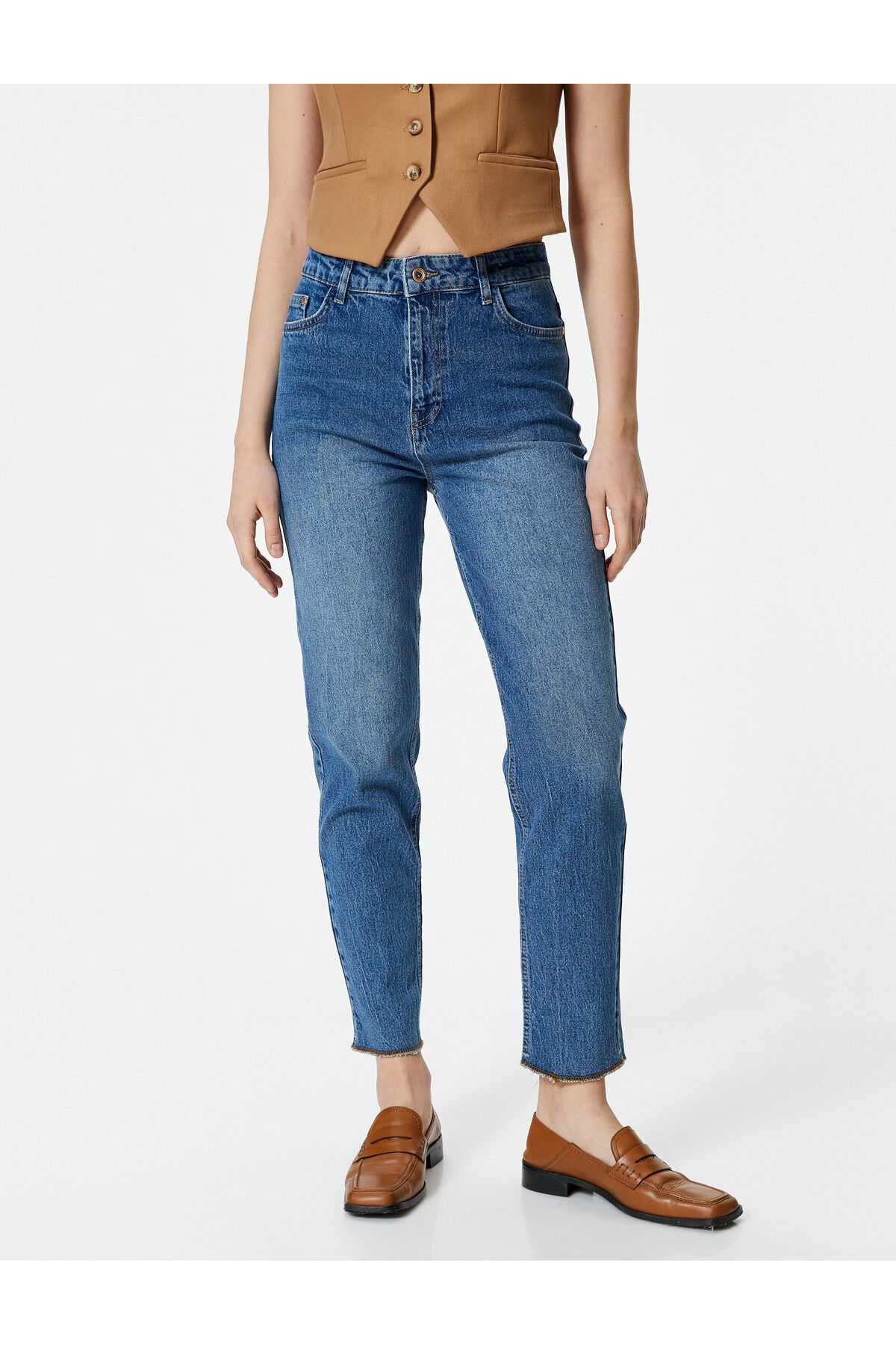 Mom Fit Jeans Relaxed Cut Light Slim Leg - Mom Jean
