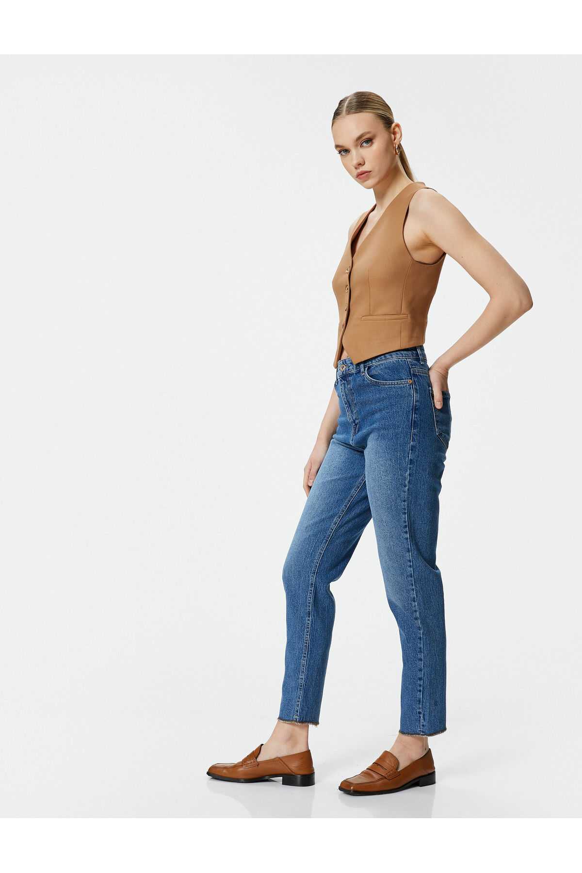 Mom Fit Jeans Relaxed Cut Light Slim Leg - Mom Jean