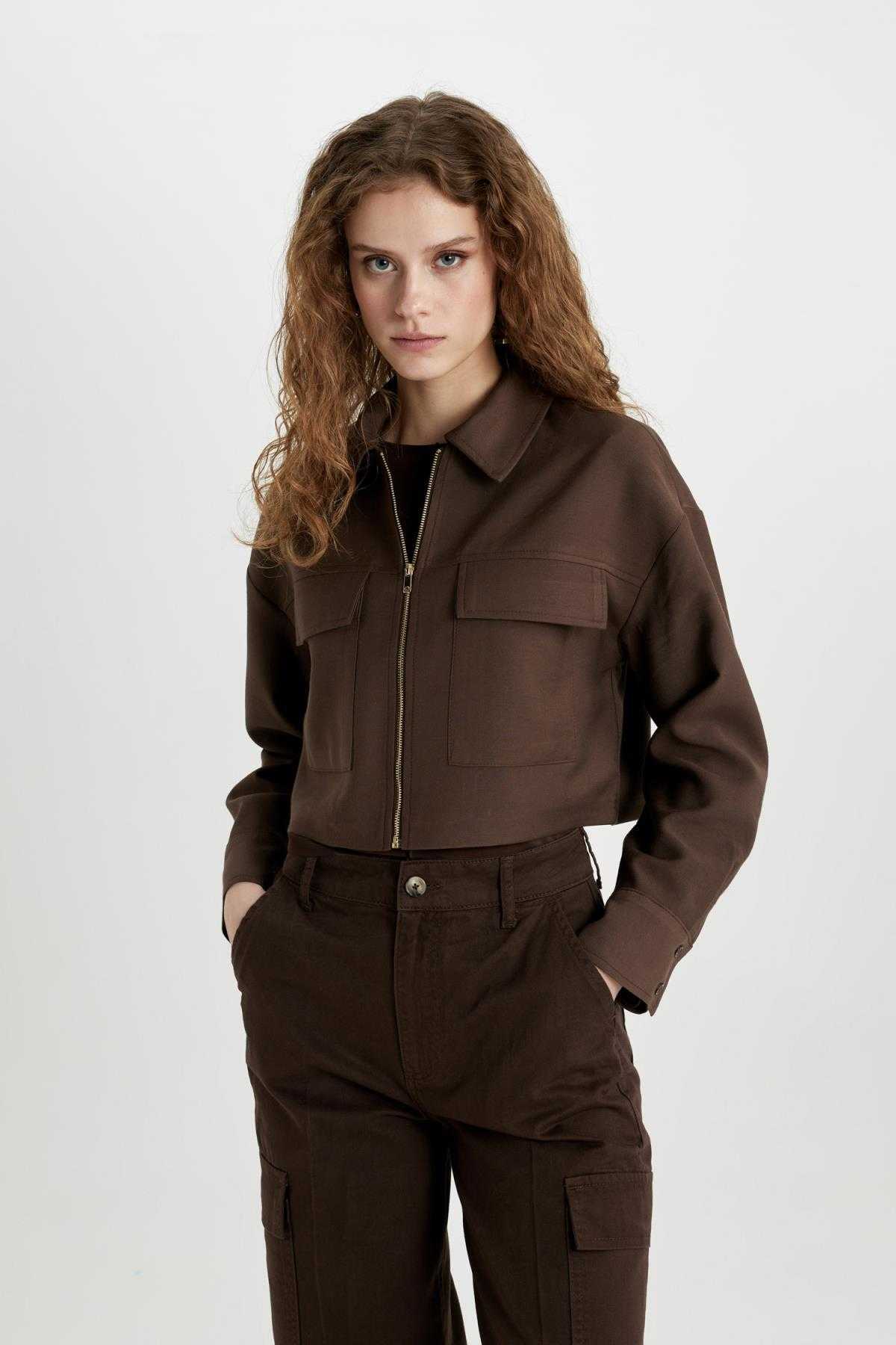 ژاکت بلیزر Crop Bomber