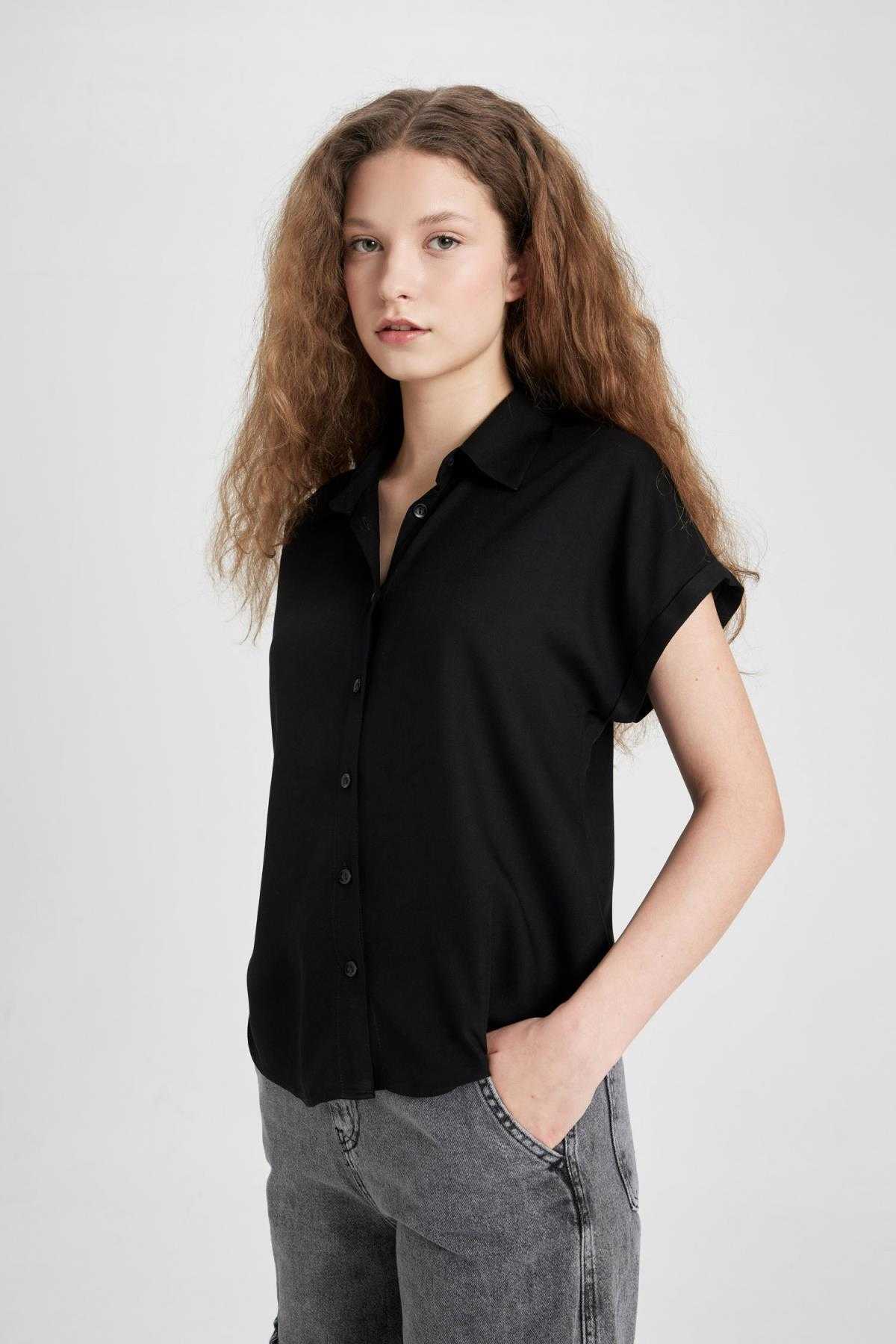 پیراهن آستین کوتاه معمولی Fit N7819az24sp