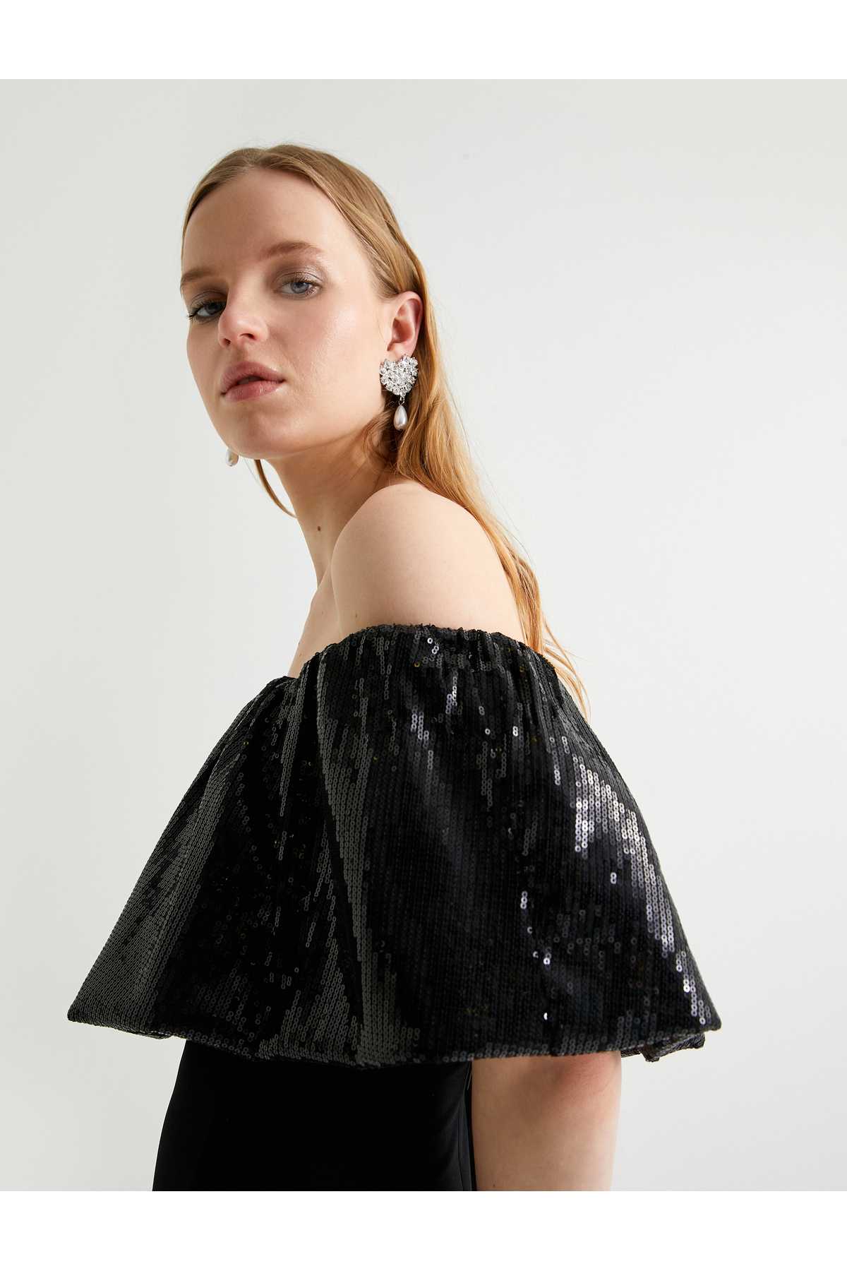 لباس شب پولک دار با قد کوتاه و باریک