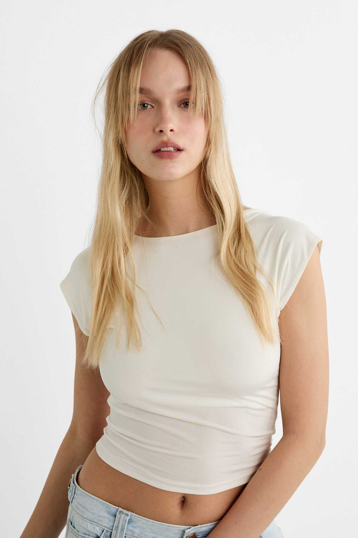 تیشرت کوتاه