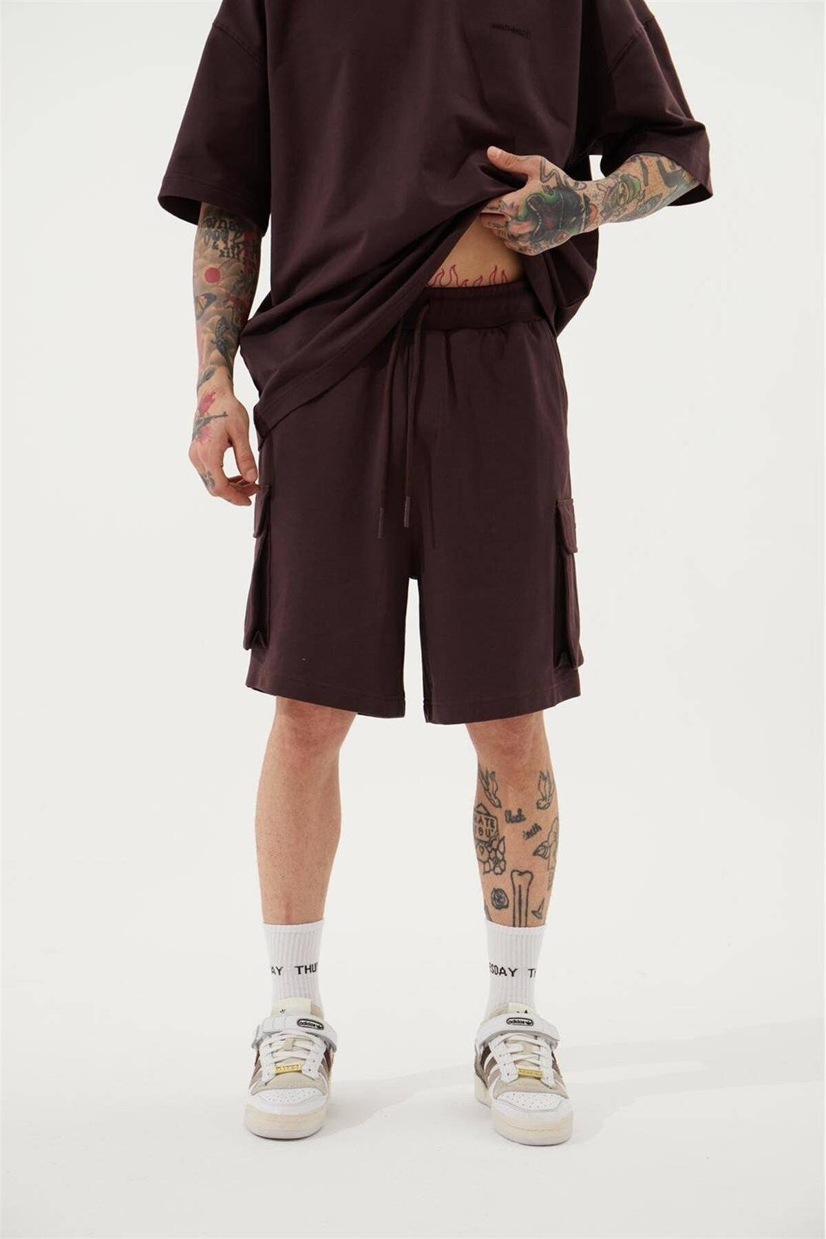 شورت کرمی مردانه با جیب باری