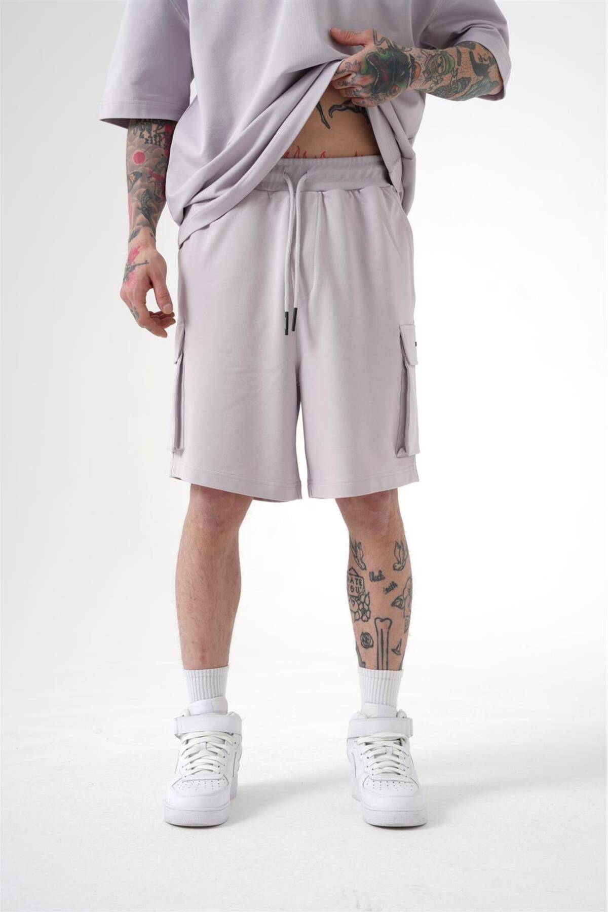 شورت کرمی مردانه با جیب باری