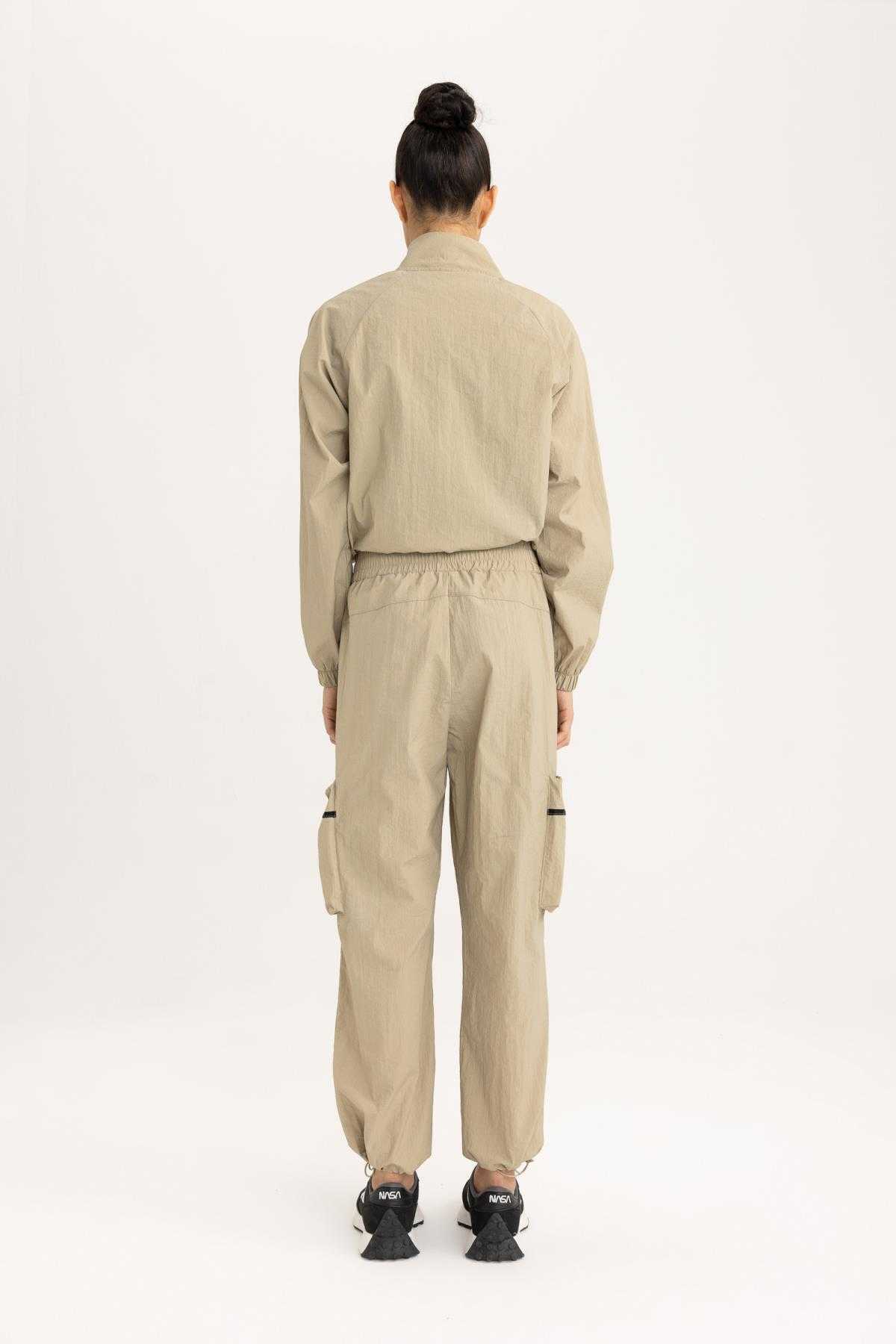 شلوار بافته شده جیبی باری استاندارد Fit DeFactoFit