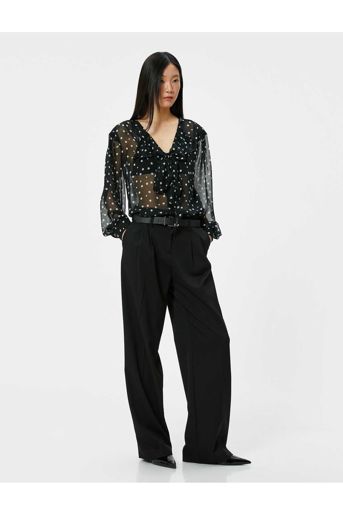 بلوز خال خالی روسری یقه آستین بلند