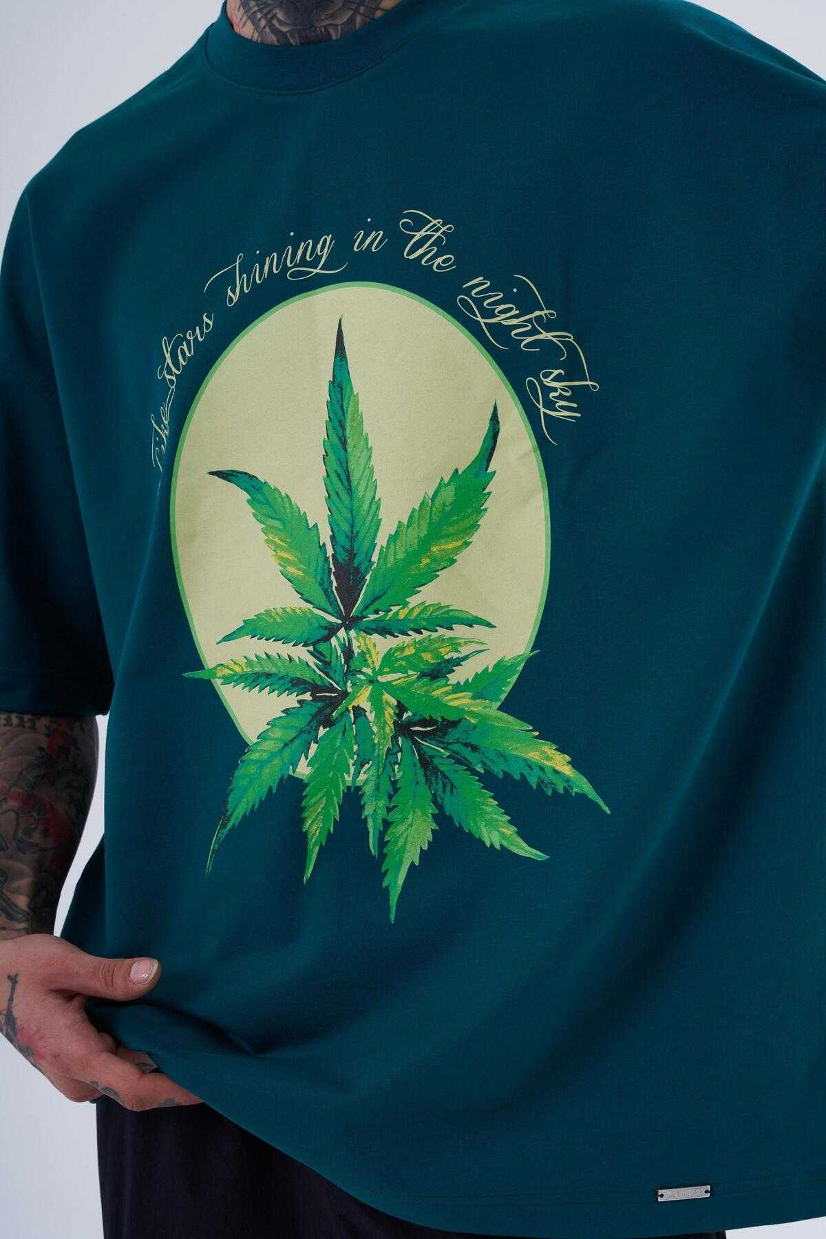 تیشرت مردانه بنفش با چاپ گیاهی