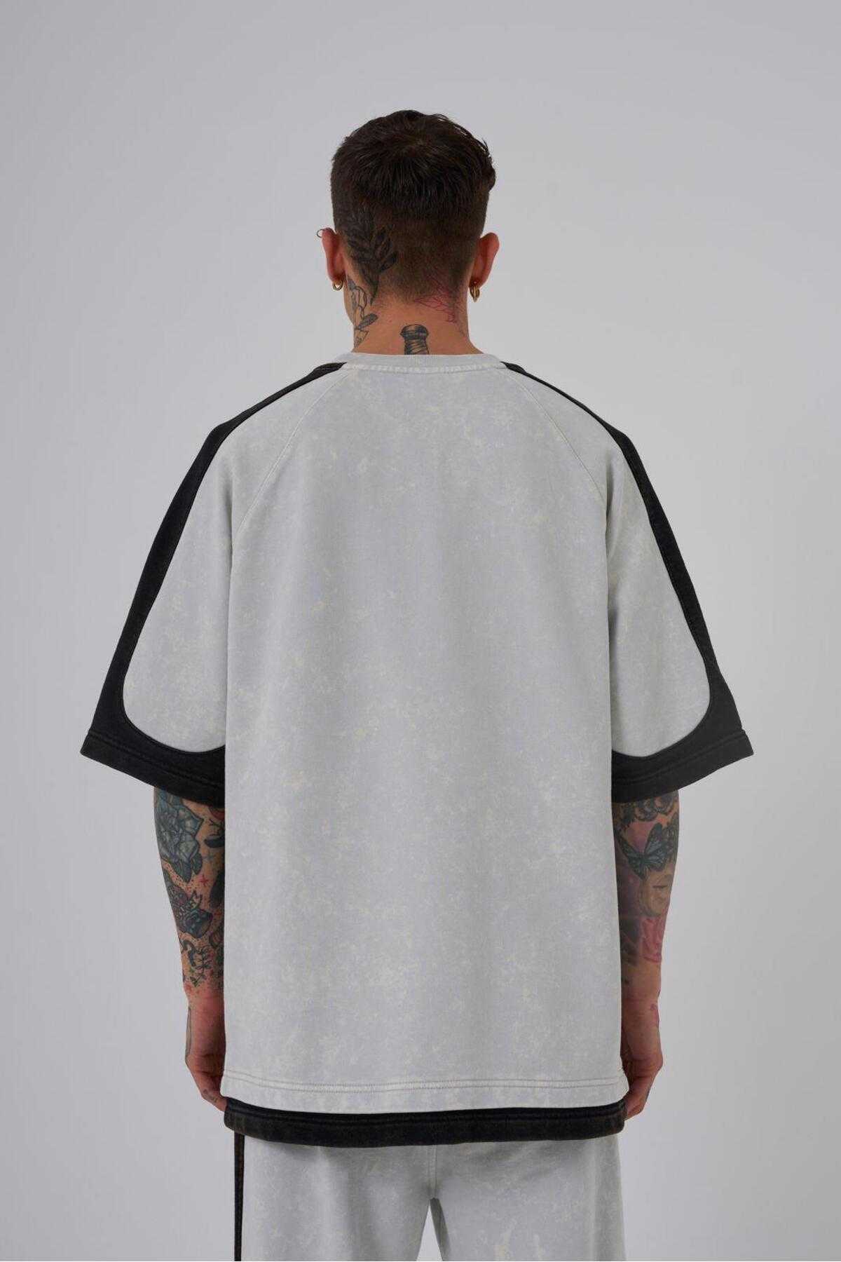 تیشرت مردانه خالدار خاکستری با کنتراست شسته شده