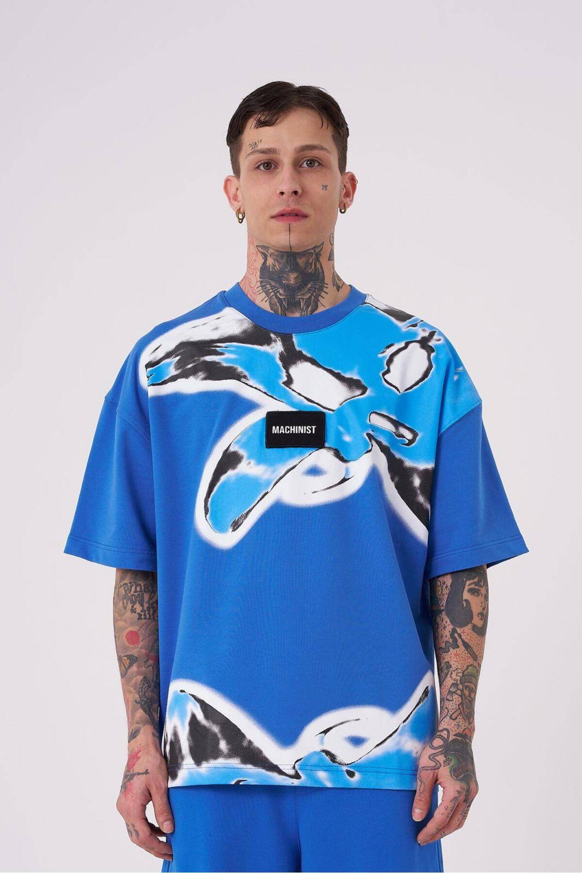 تیشرت مردانه بنفش با چاپ گل نیلوفر آبی سایز بزرگ