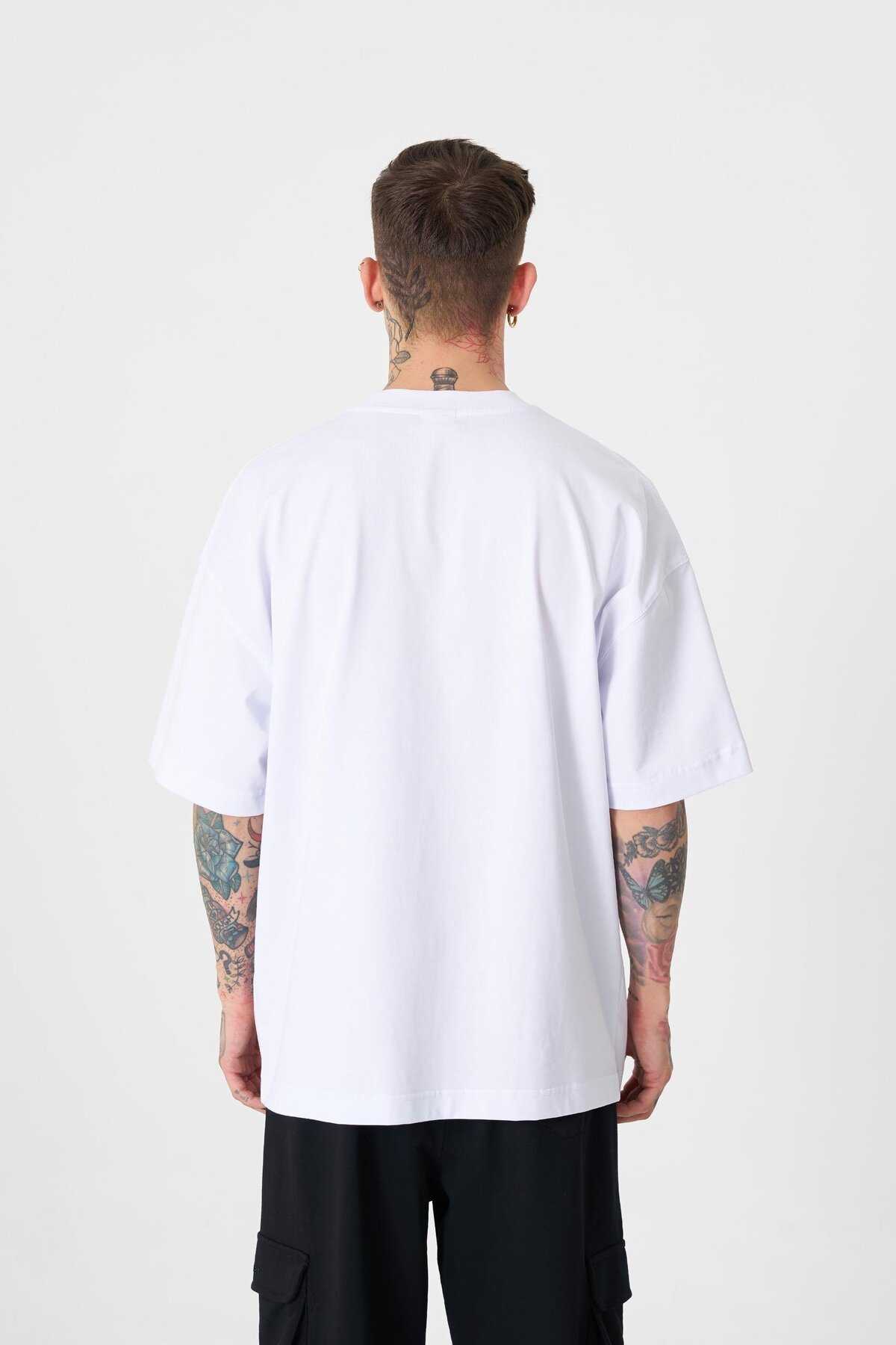 تیشرت مردانه با چاپ پیکاچو سبز روشن