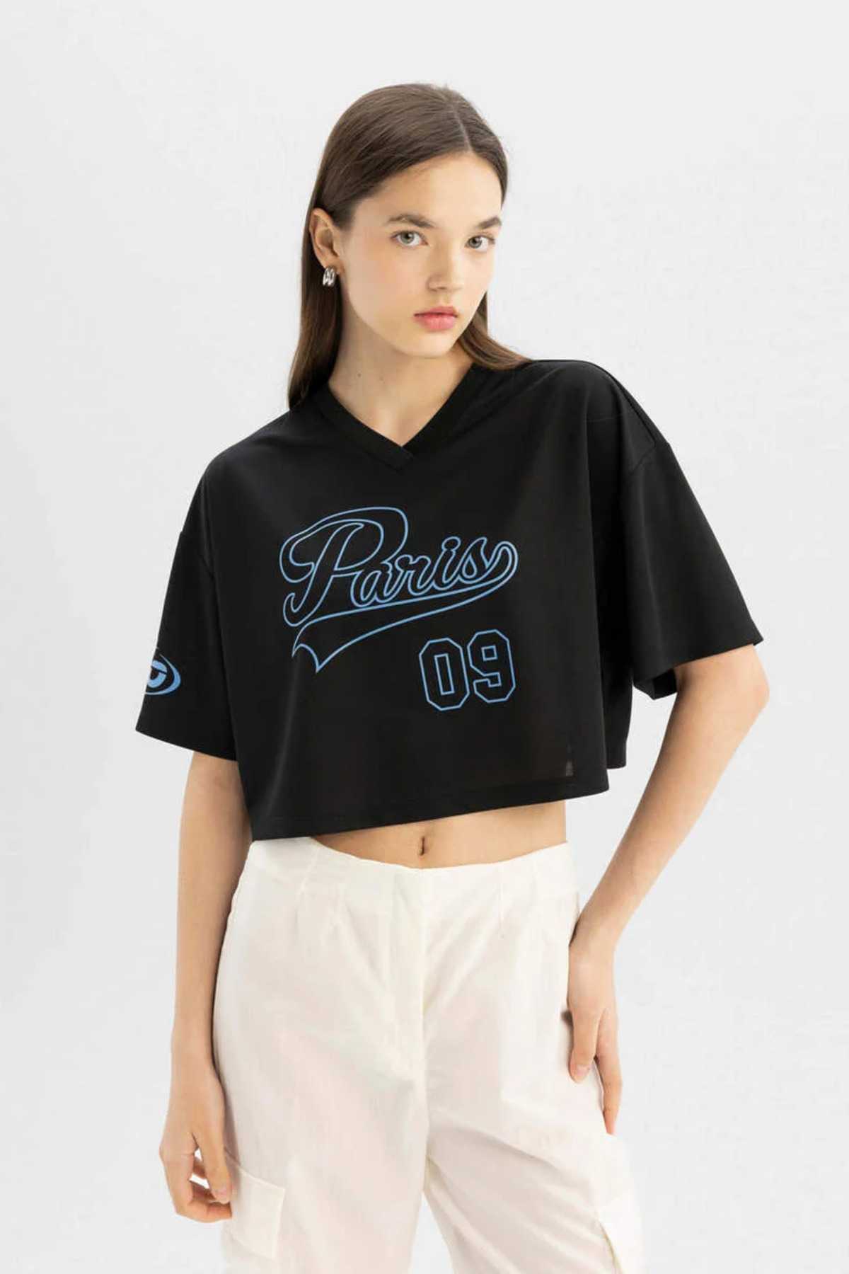 تیشرت آستین کوتاه چاپ شده با یقه V با سایز عالی D1420axbk81mc