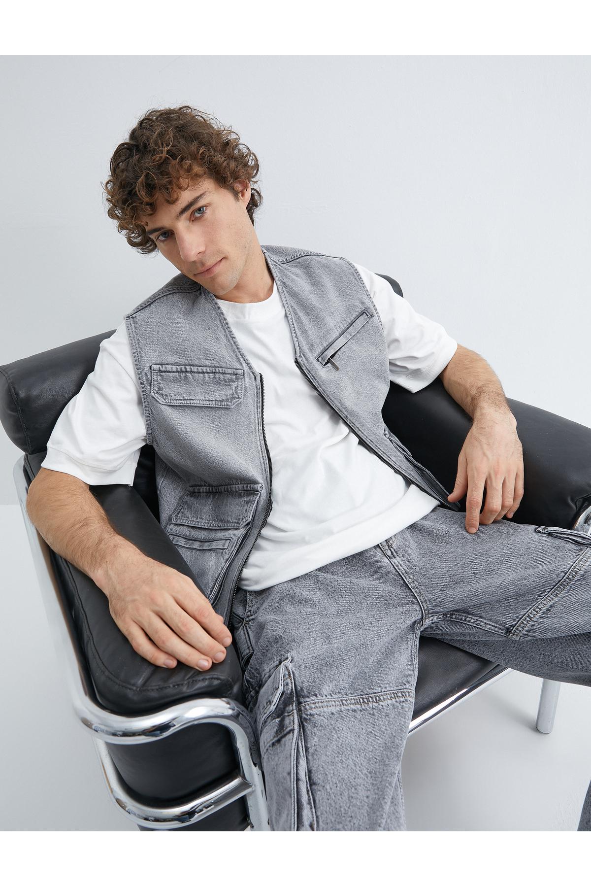 جیب زیپ دار بدون آستین کت جین بزرگ با جزئیات