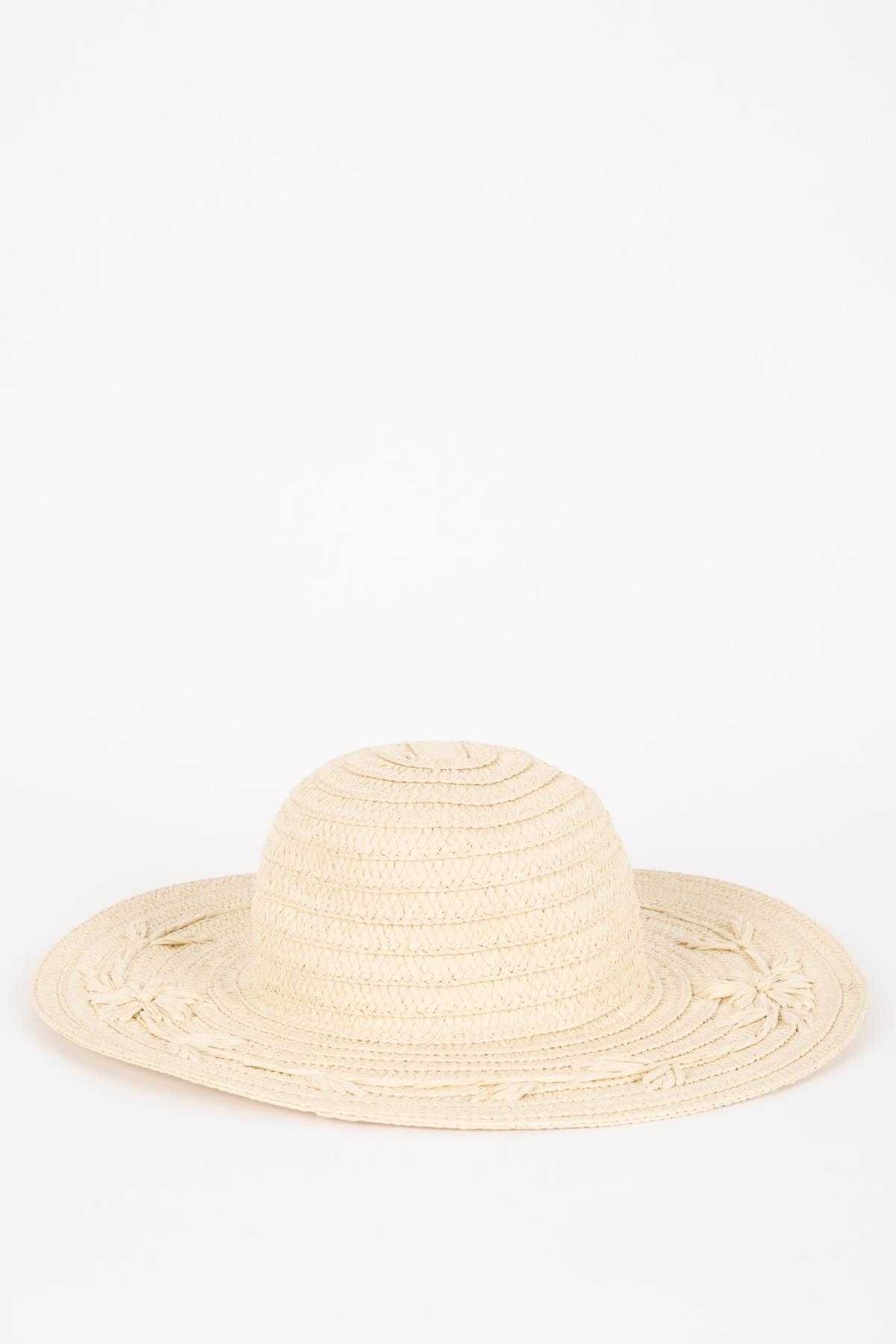 کلاه حصیری زنانه