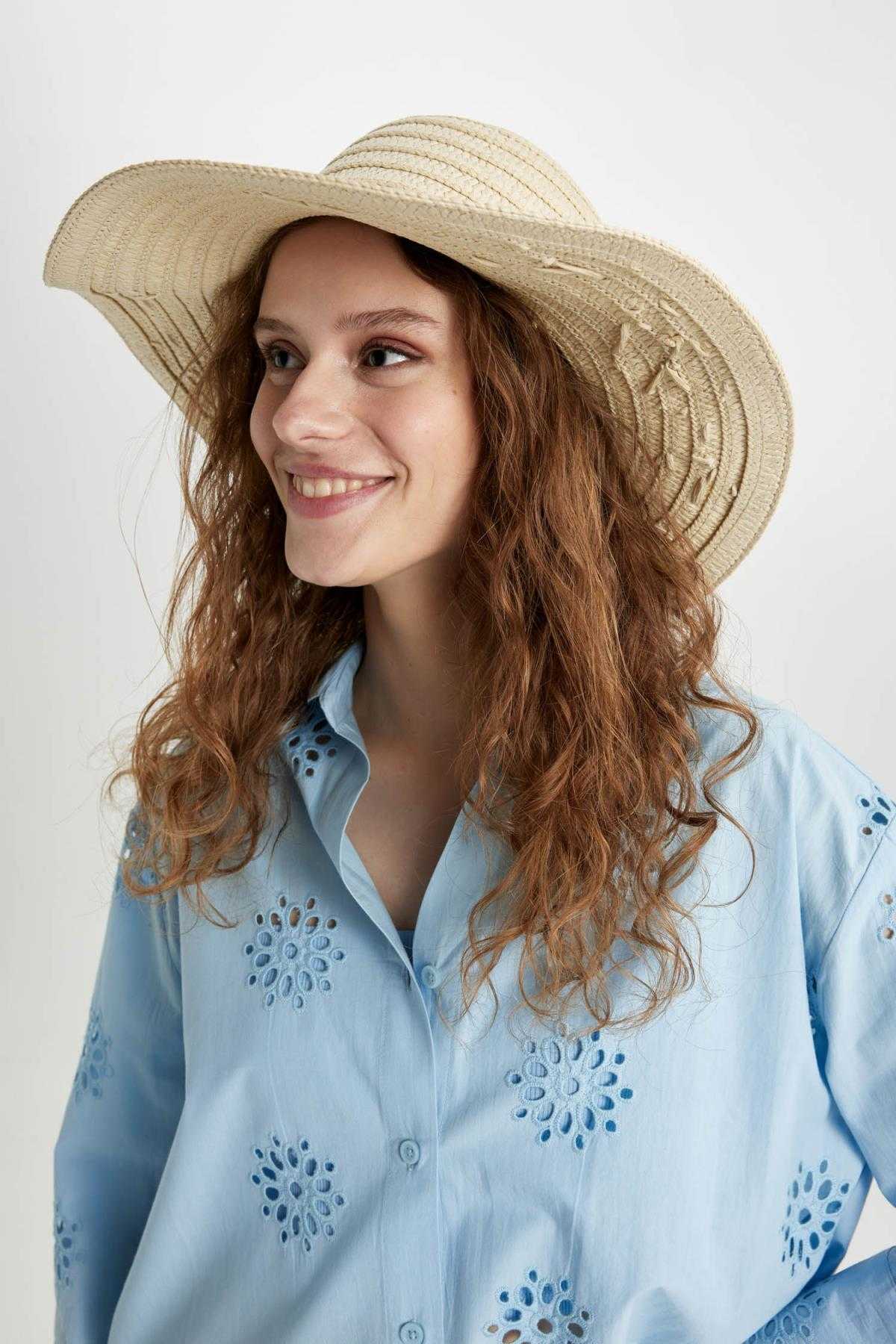 کلاه حصیری زنانه