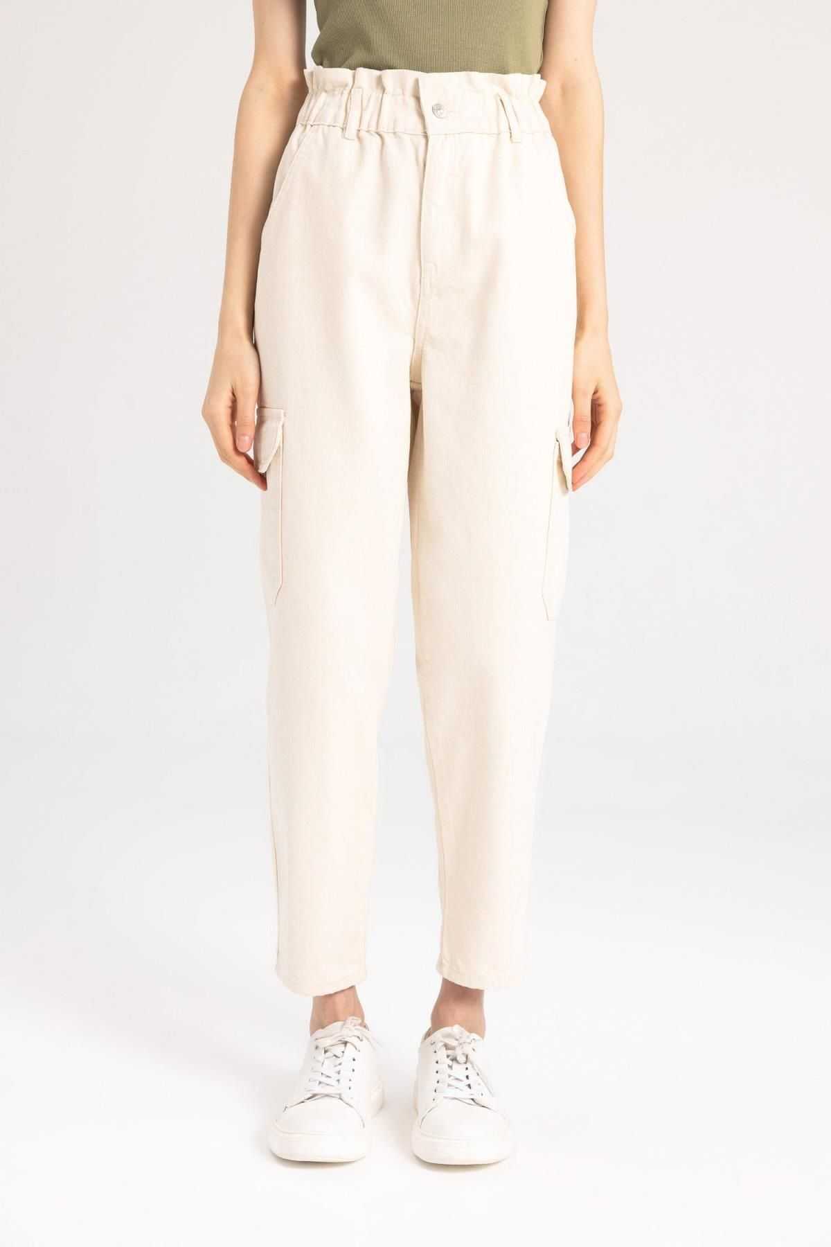 شلوار جین سفید کیسه کاغذی با جیب کمر بلند