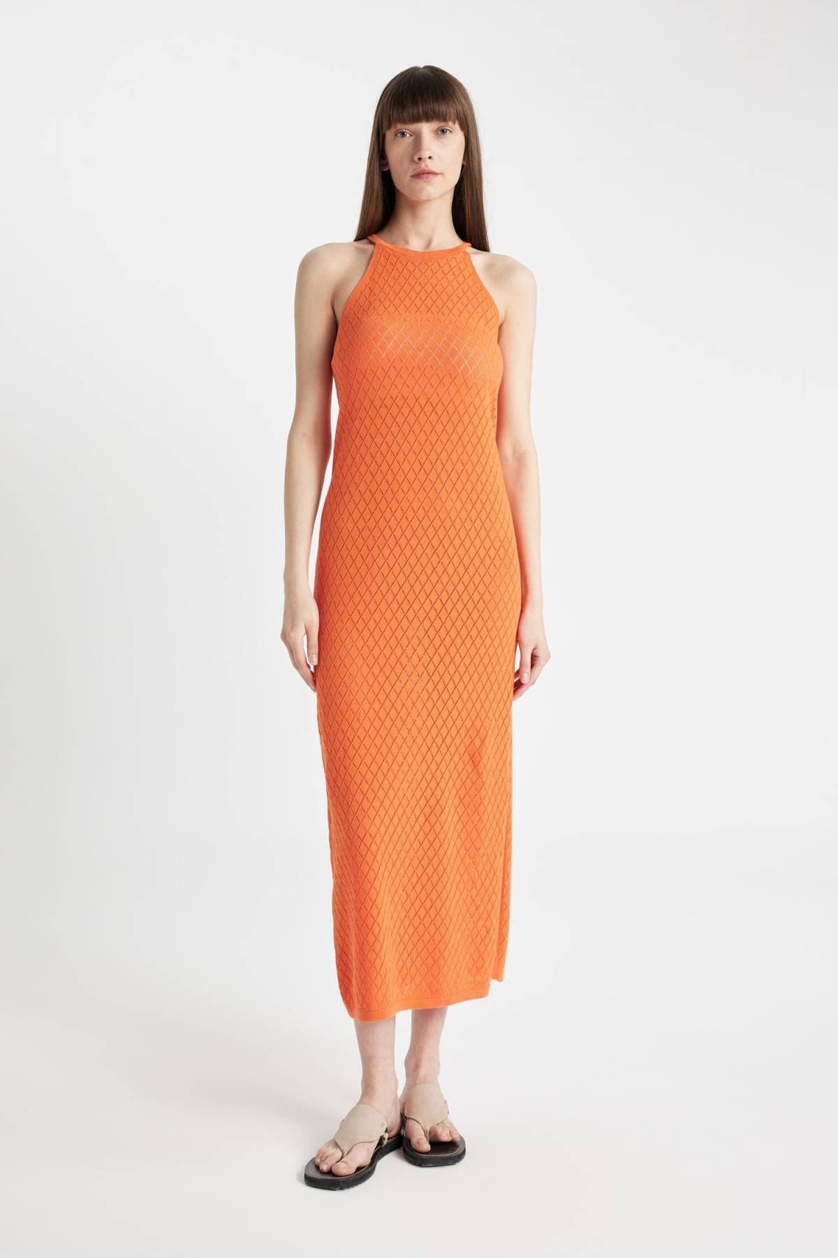 لباس یقه هالتر با تناسب معمولی