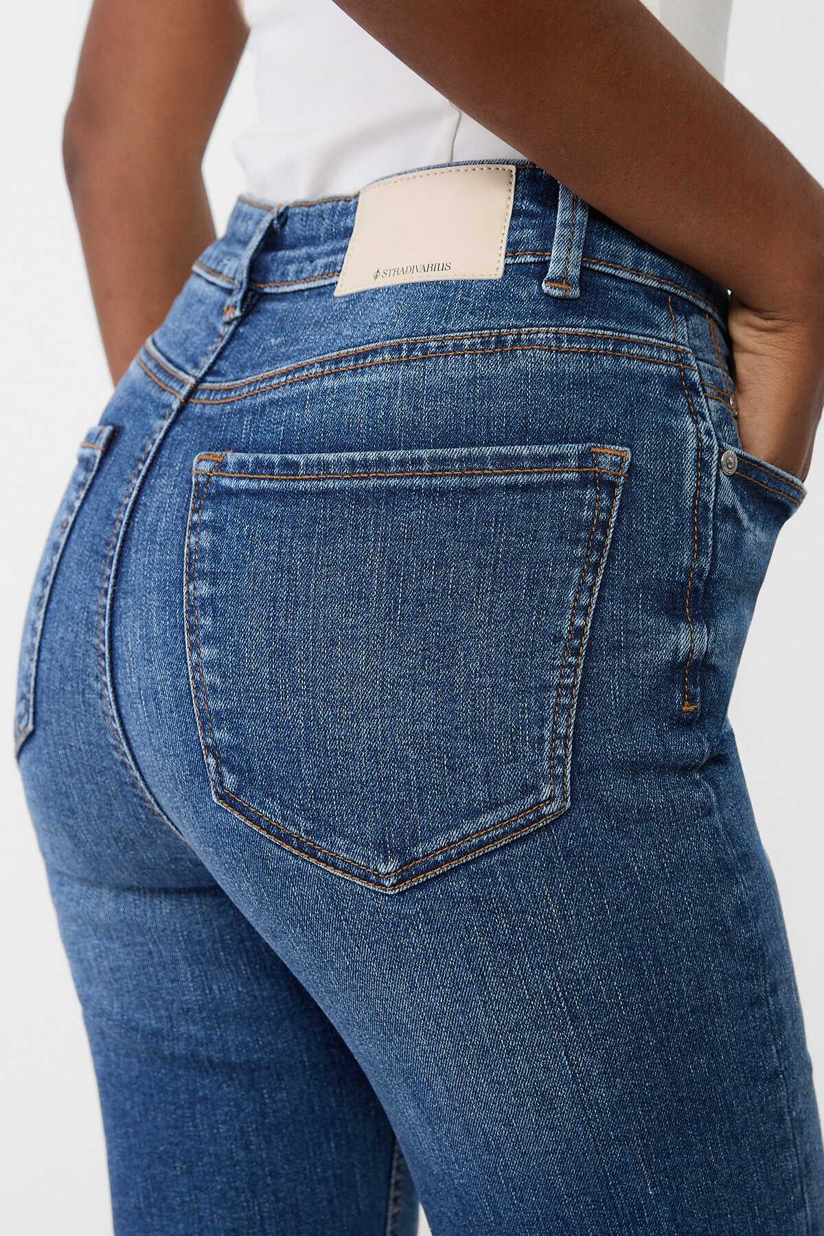 D78 شلوار جین دم زنگ کراپ