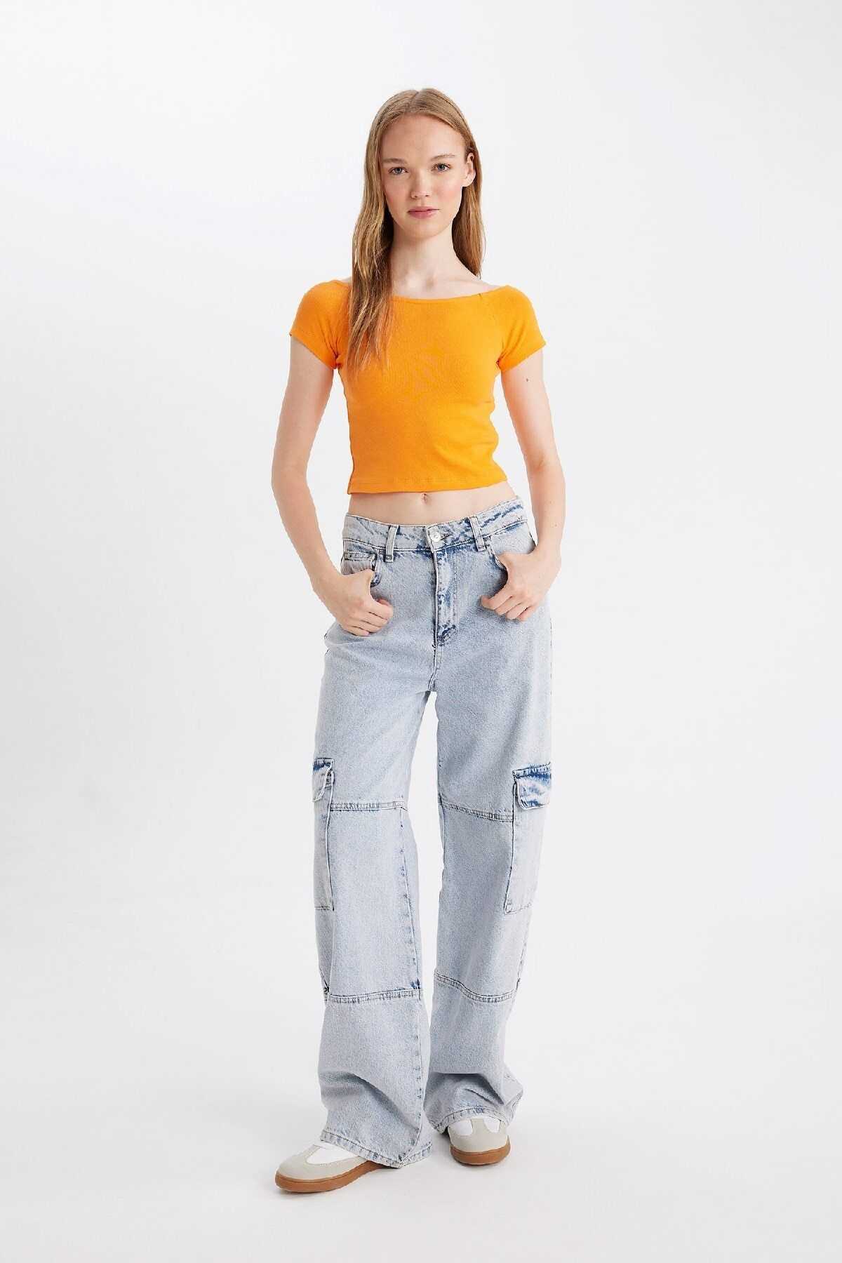 تیشرت آستین کوتاه آجدار شیک