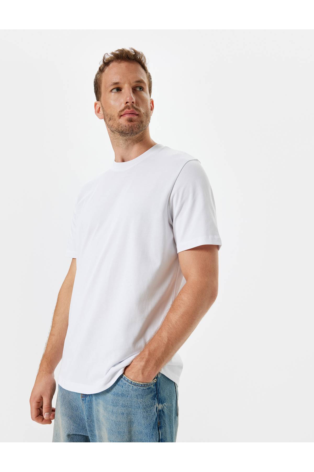 تیشرت پایه یقه خدمه آستین کوتاه نخی