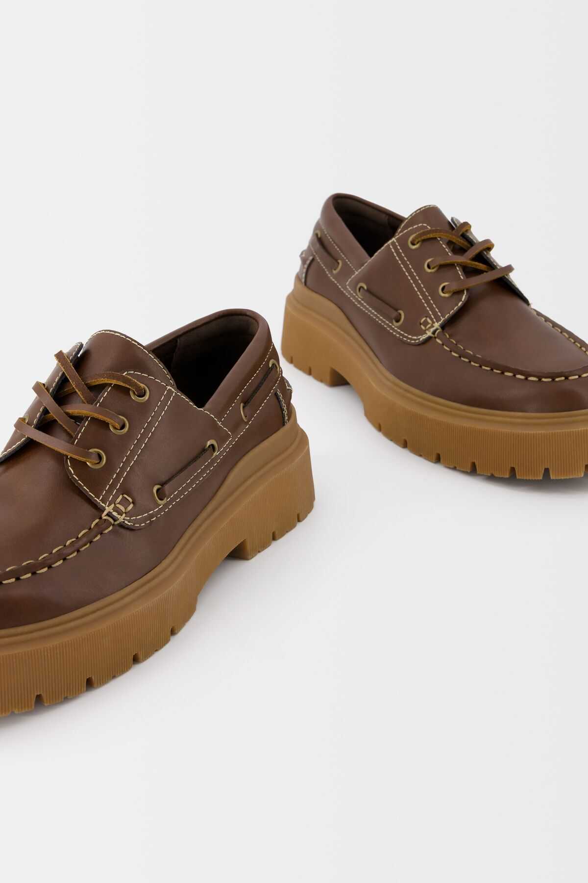 موکاسین قایق