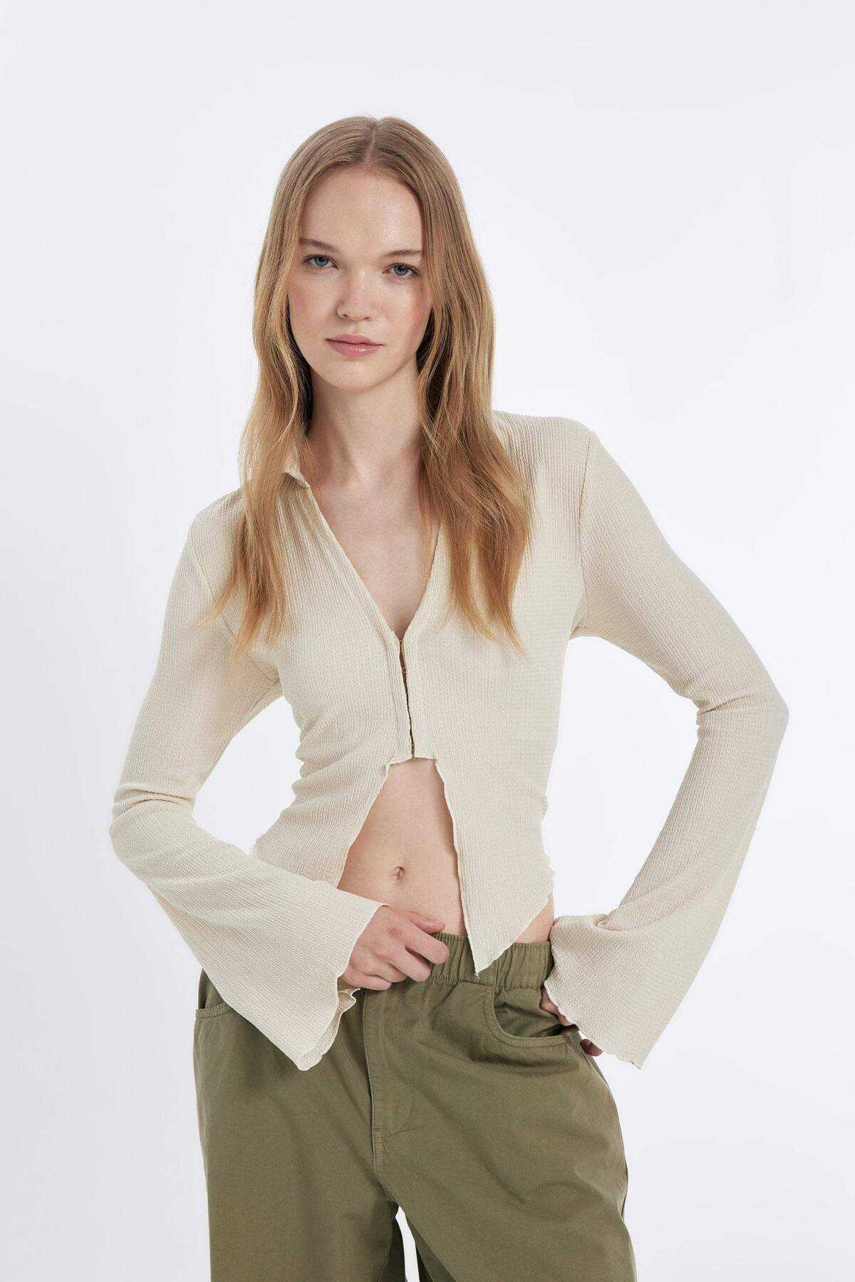 یقه پیراهن ساده با بسته بندی ساده پیراهن آستین بلند C1889ax24au