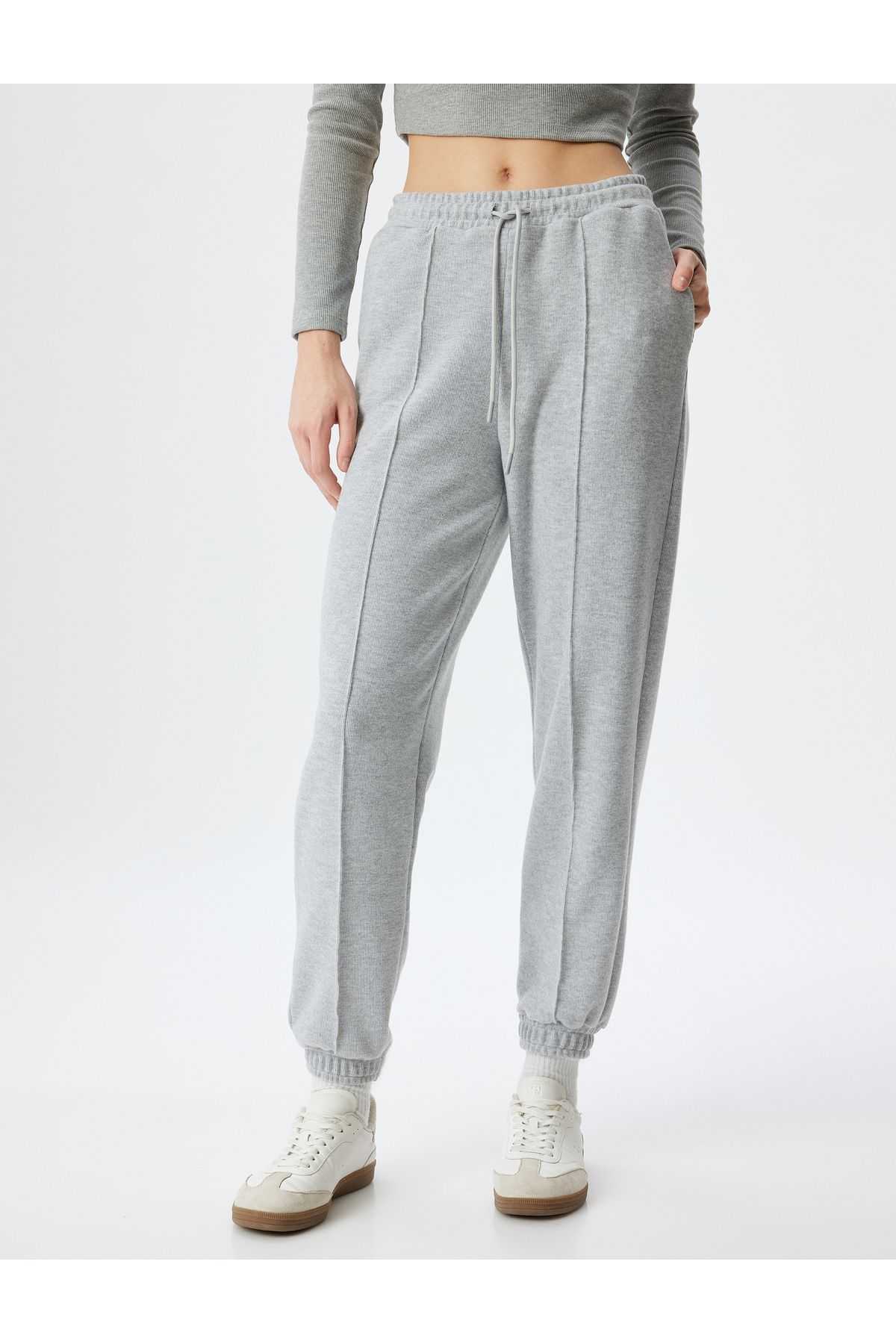 شلوار ورزشی جوگر با جیب آجدار کمر بسته