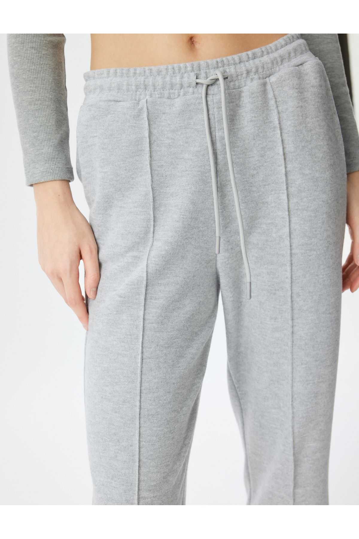 شلوار ورزشی جوگر با جیب آجدار کمر بسته