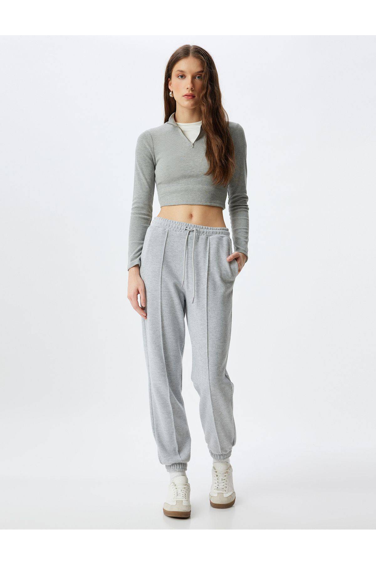 شلوار ورزشی جوگر با جیب آجدار کمر بسته