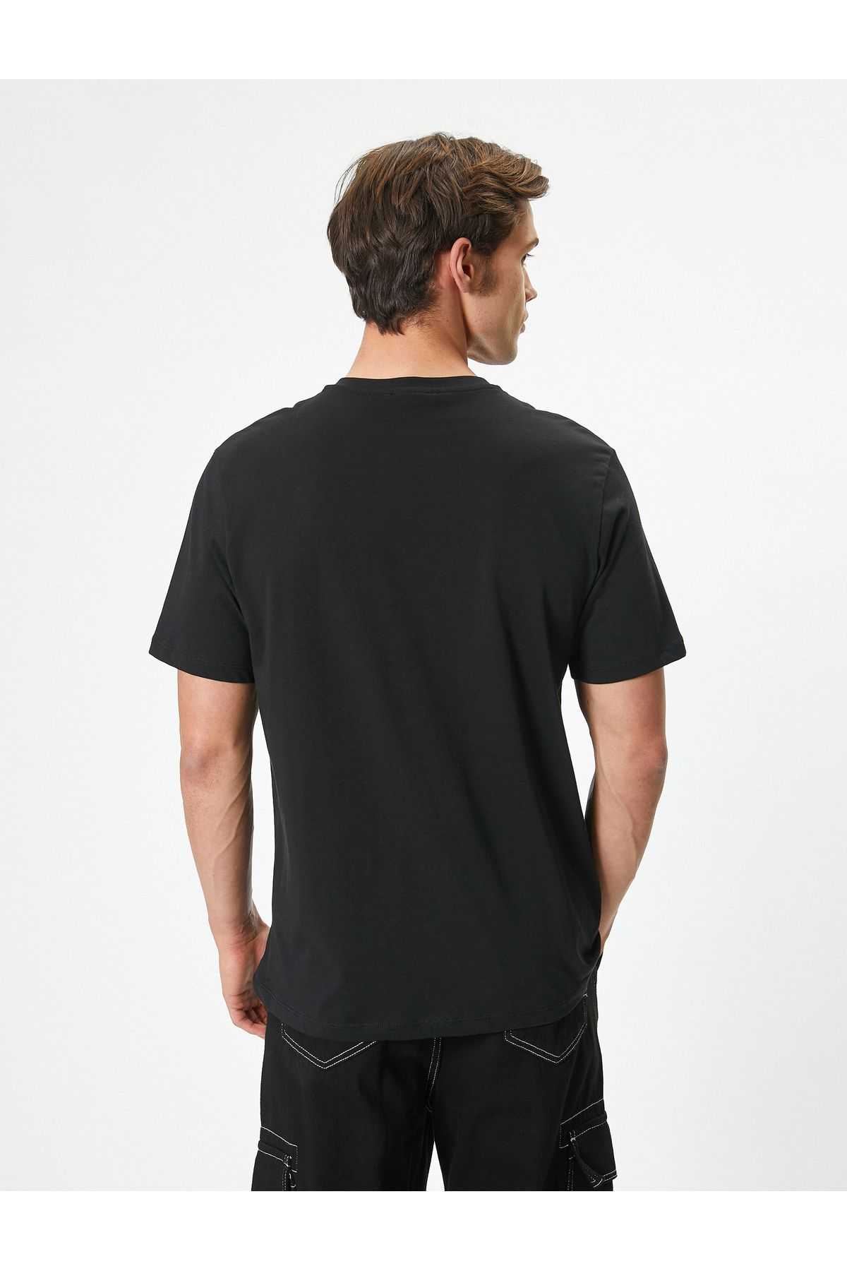 تیشرت پایه آستین کوتاه یقه خدمه