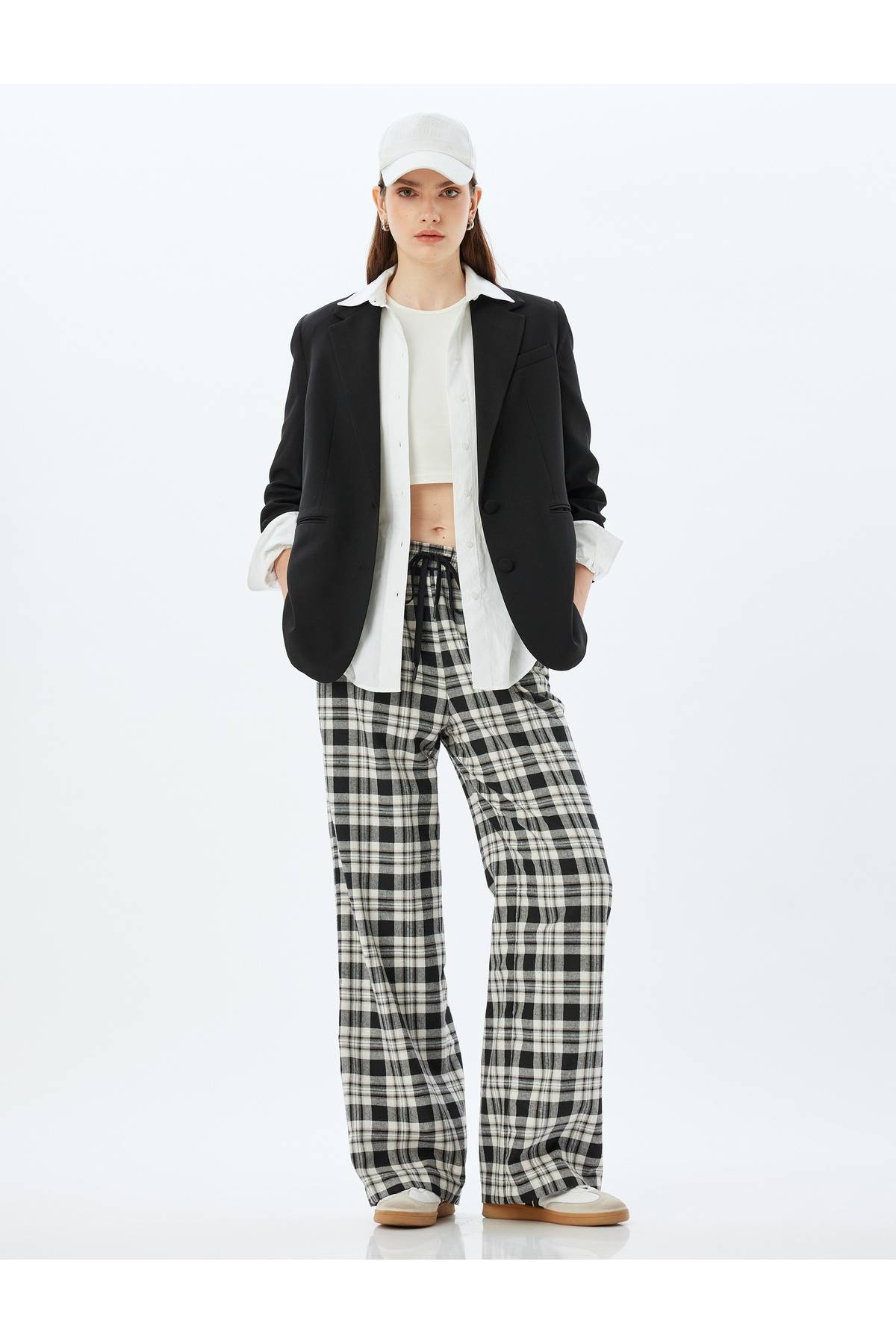 شلوار پیژامه گشاد و مناسب جیب کمری