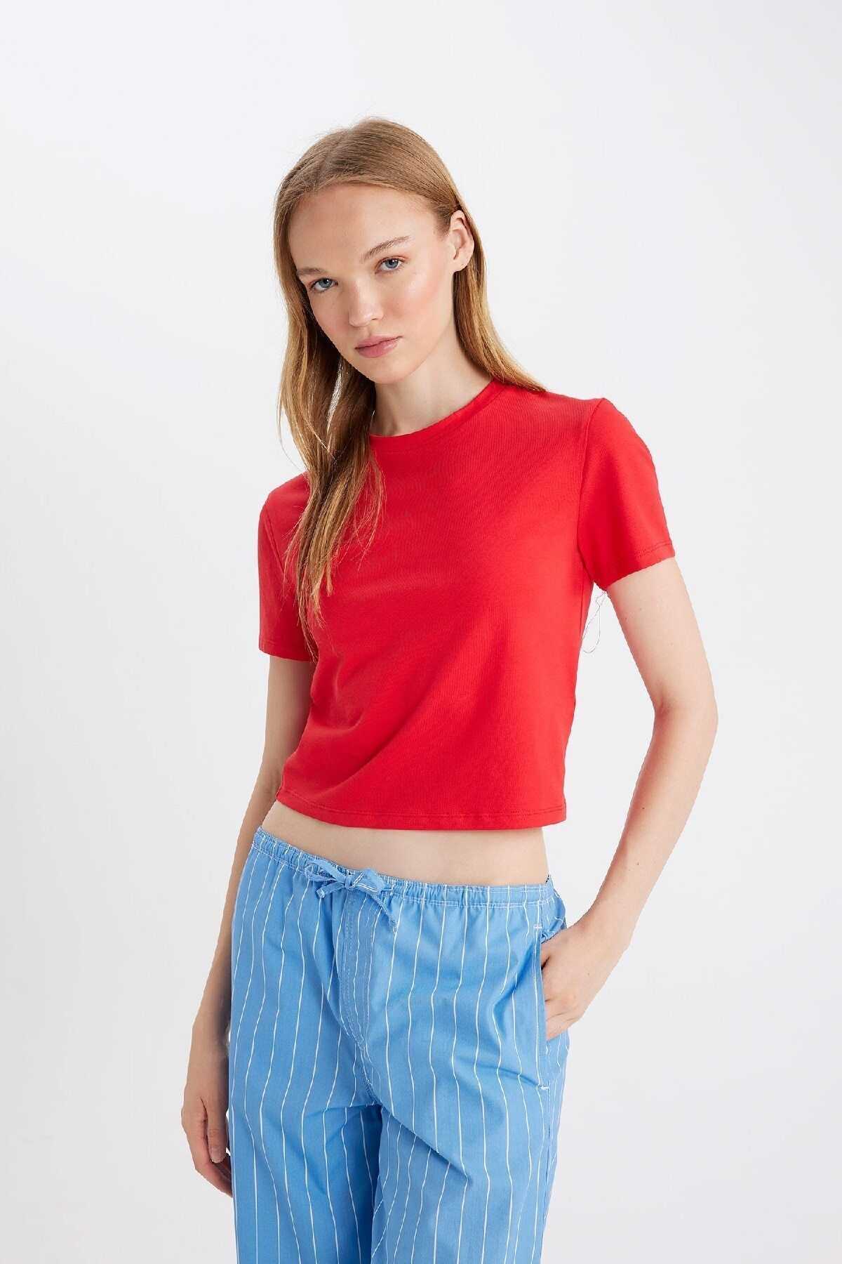 تیشرت آستین کوتاه ساده با یقه خدمه ساده Z8790az24au