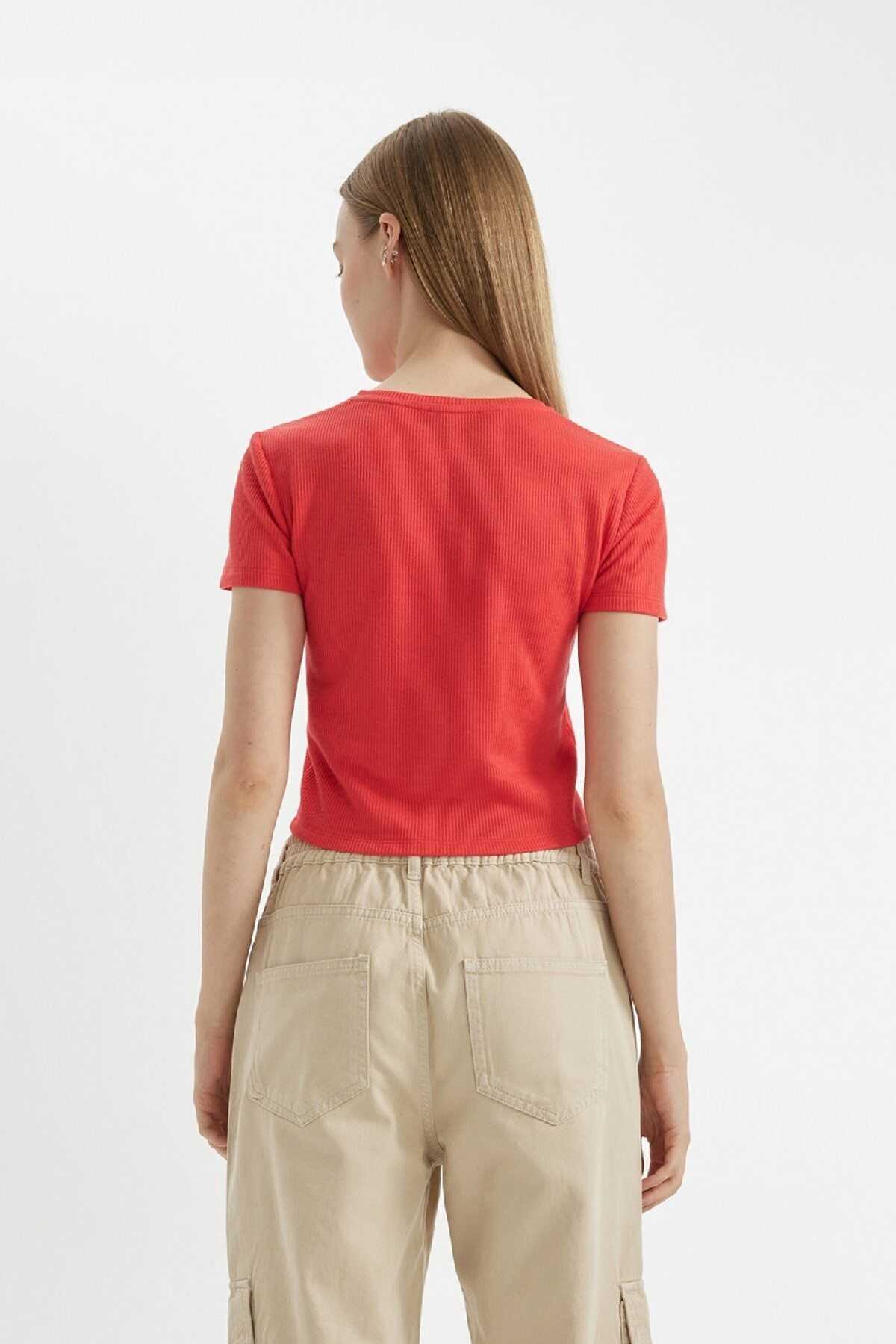 تیشرت زنانه ساده وافل ساده ساده D5181ax24au