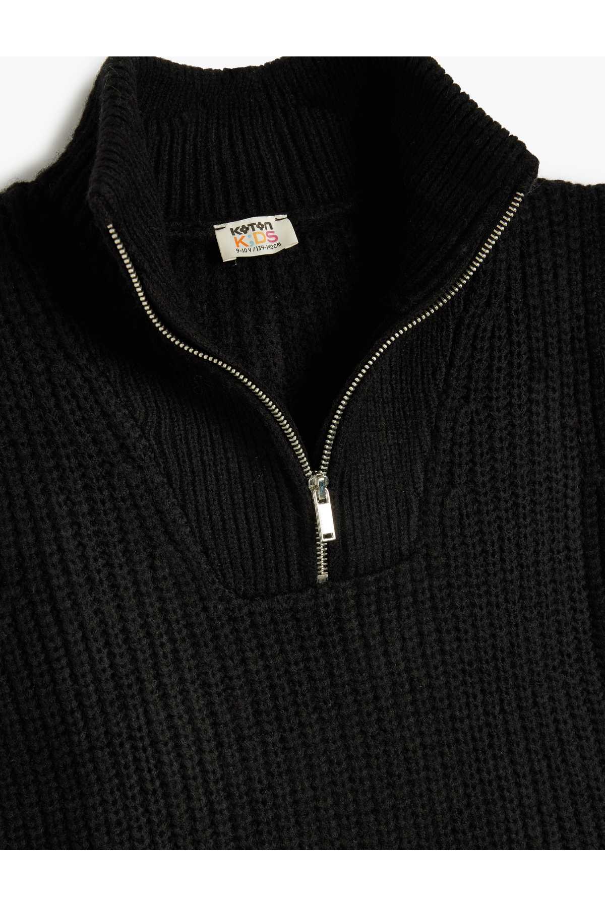 ژاکت بافتنی یقه نیم زیپ آستین دار