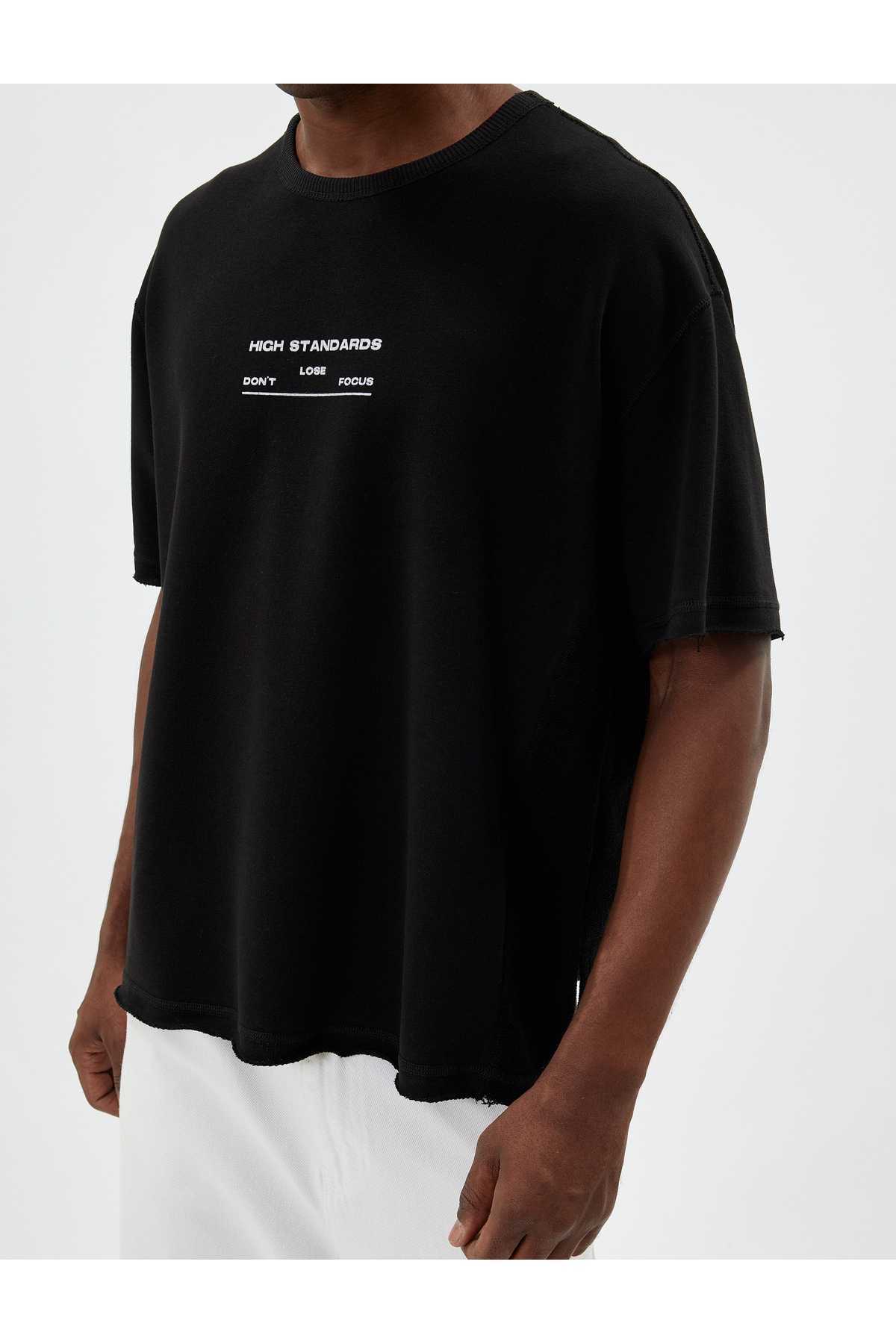 تیشرت با شعار چاپ شده با یقه خدمه آستین کوتاه ترکیب پنبه ای