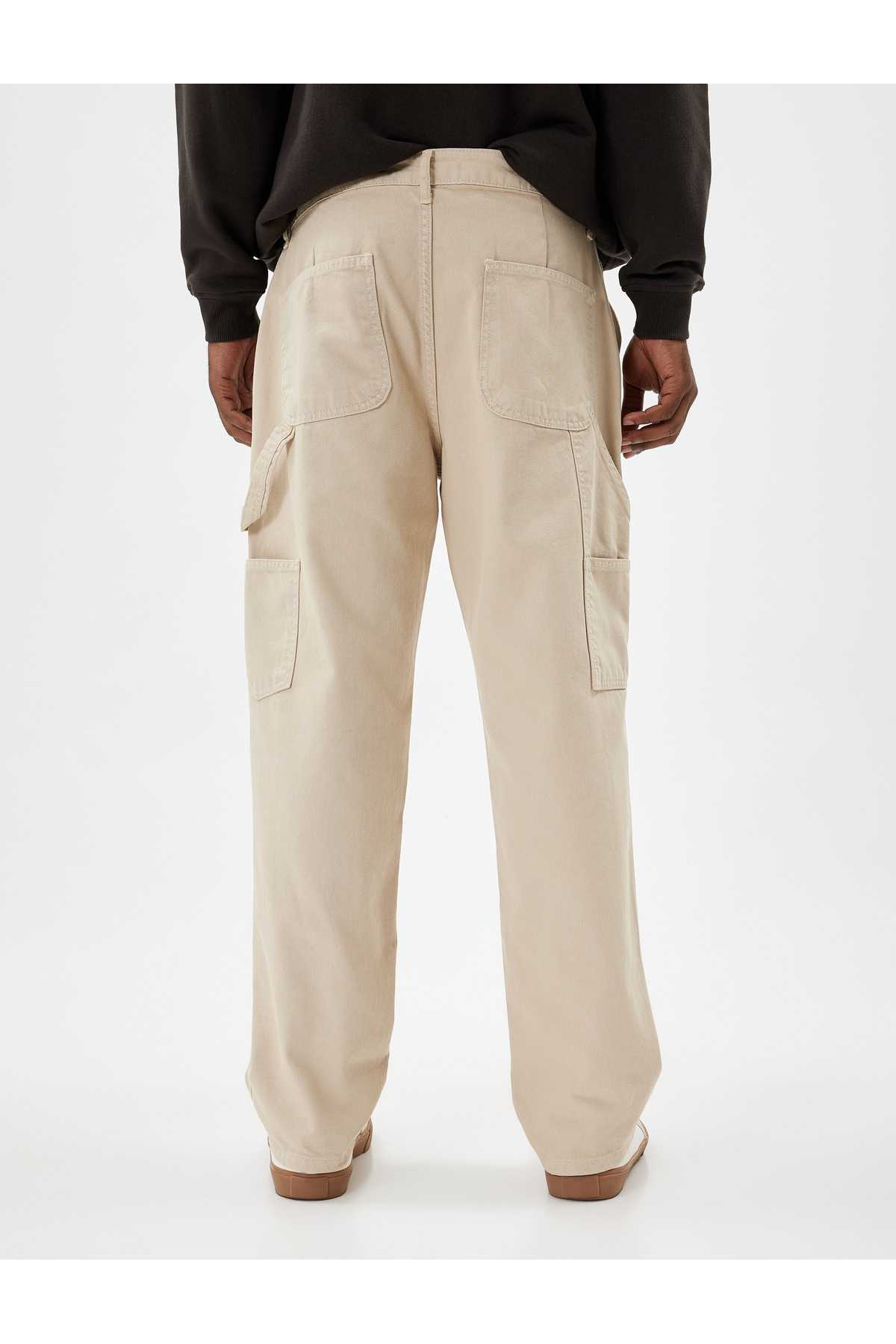 جیب شلوار چینی با جزئیات پنبه