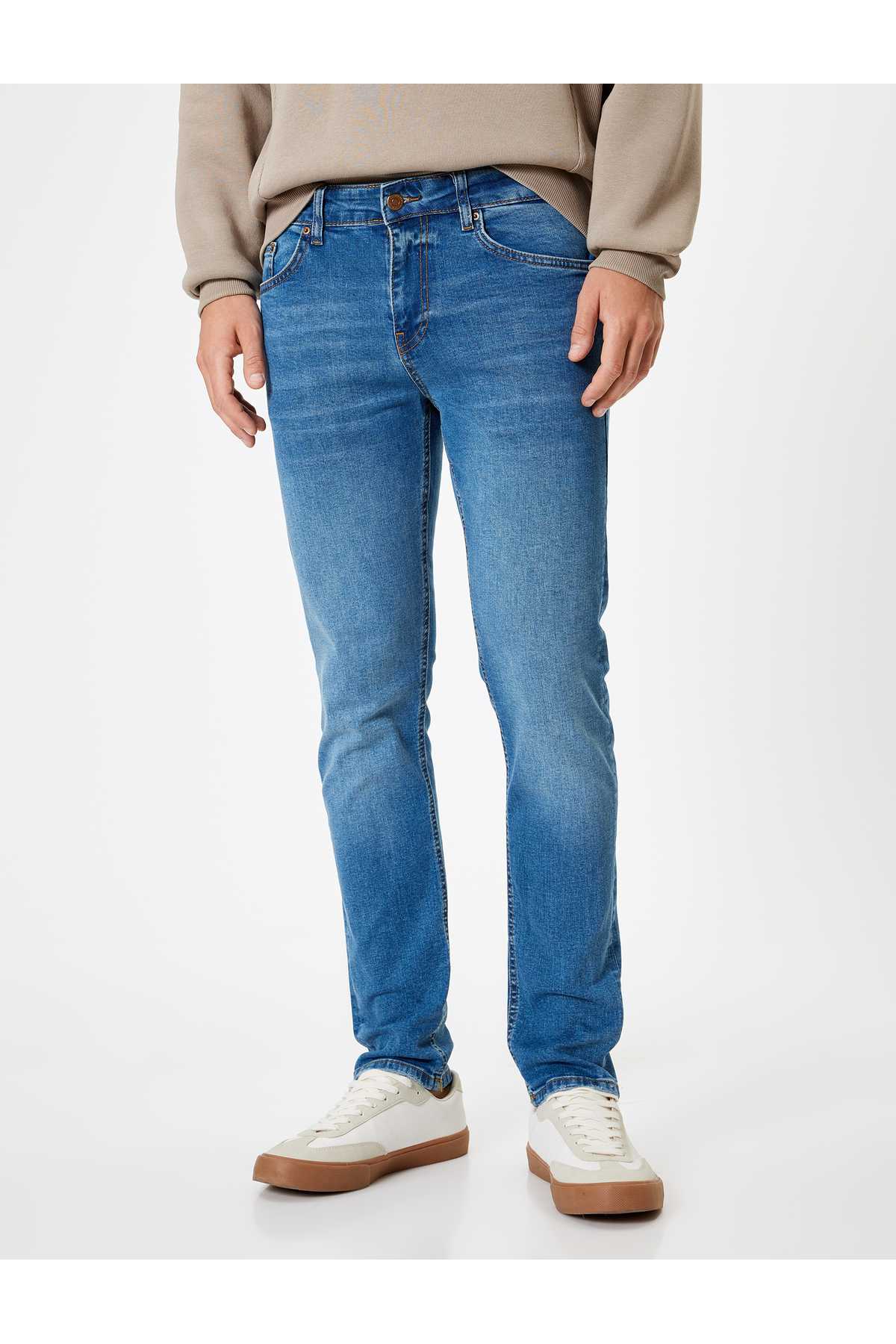 جین استاندارد کمر باریک دکمه دار - Brad Jean