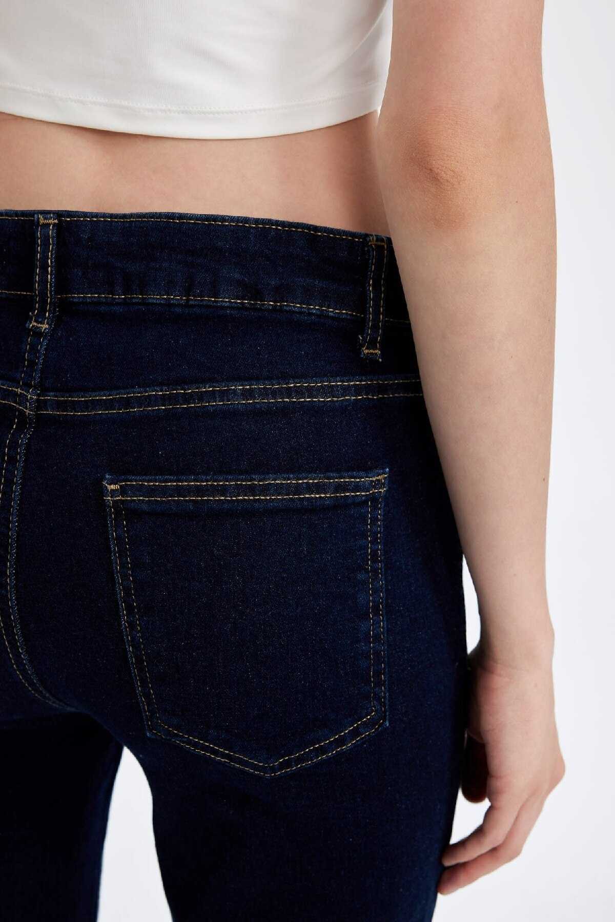 شلوار جین بلند کمری میا