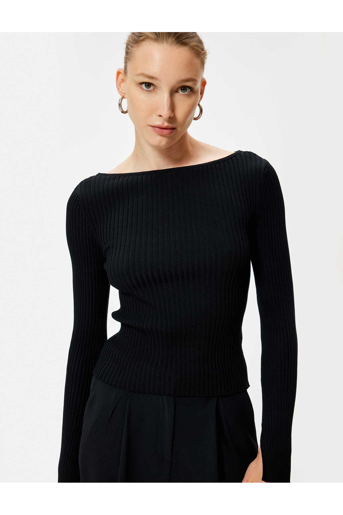 ژاکت بافتنی یقه قایق آستین بلند آجدار