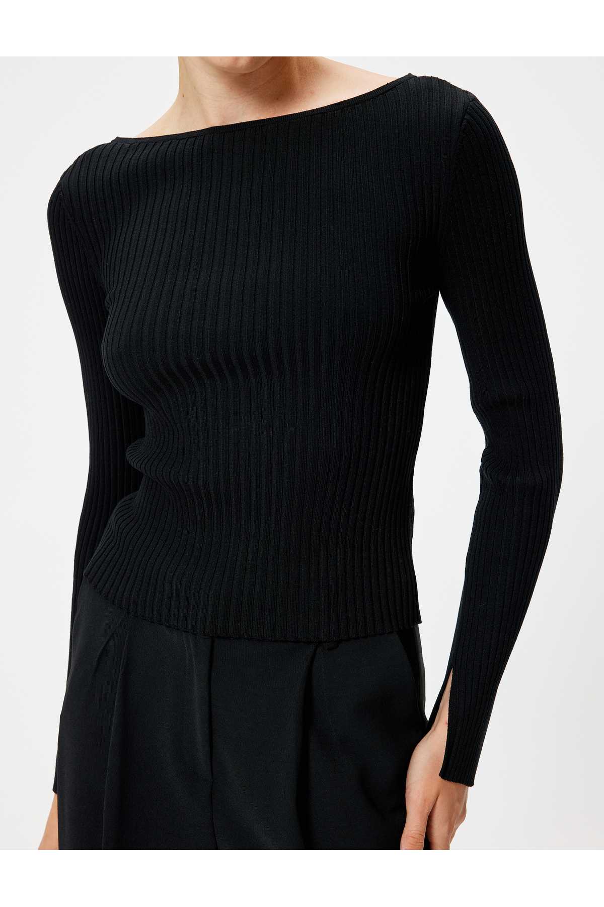 ژاکت بافتنی یقه قایق آستین بلند آجدار