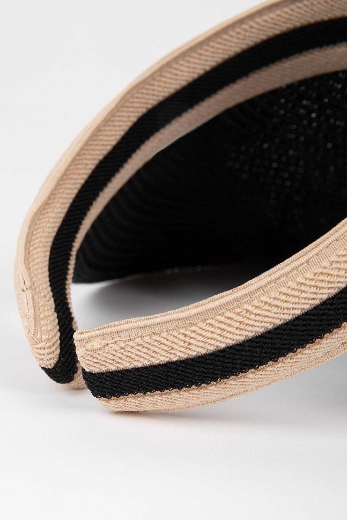 کلاه حصیری زنانه