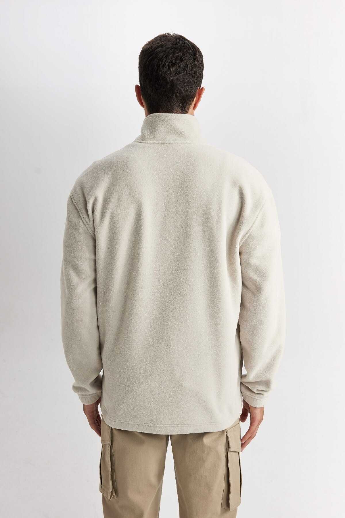 سویشرت پشمی زیپ دار یقه بلند Relax Fit