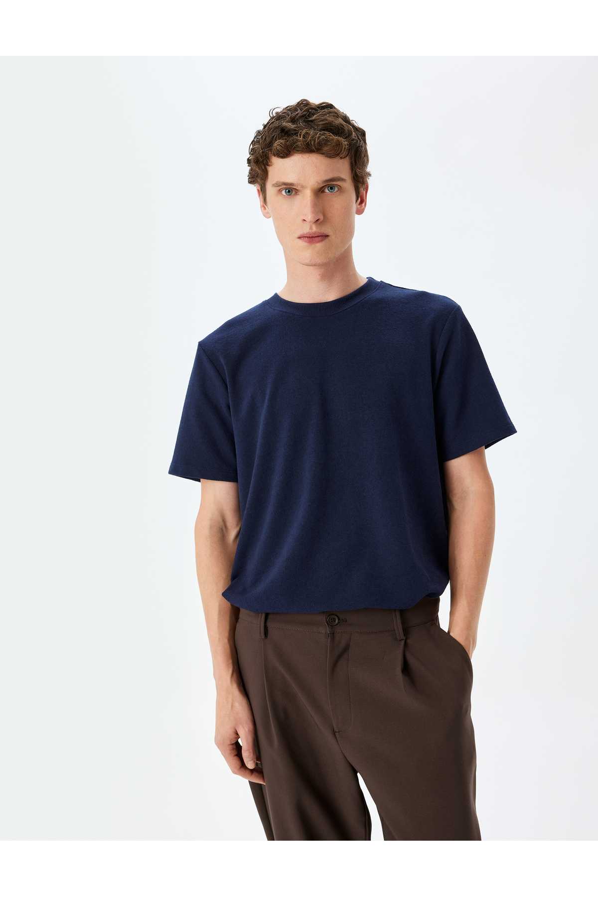 لیبل آستین کوتاه یقه دوچرخه به تفصیل T -Shirt